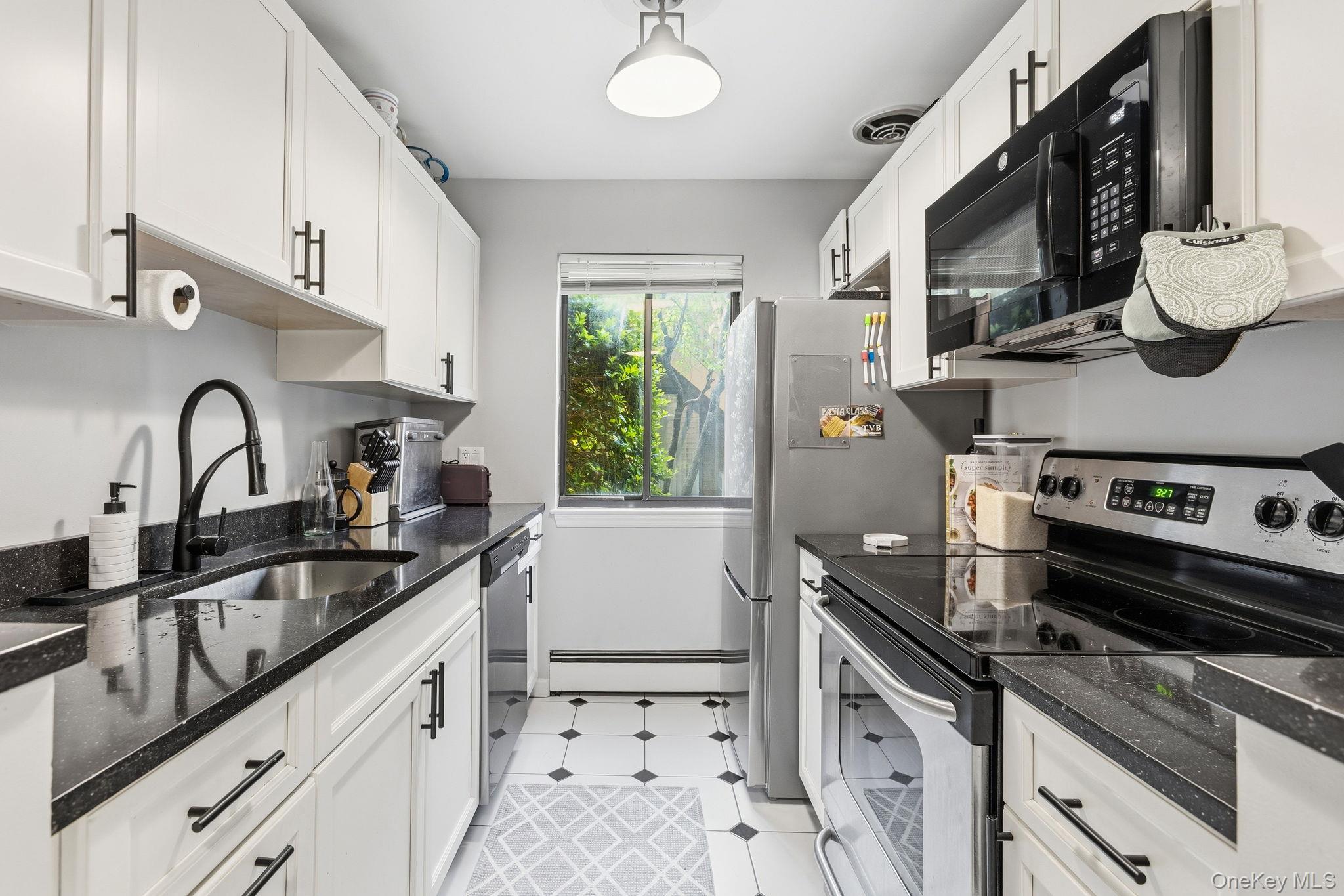 15 Greenridge Avenue 3 Property Photo 15
