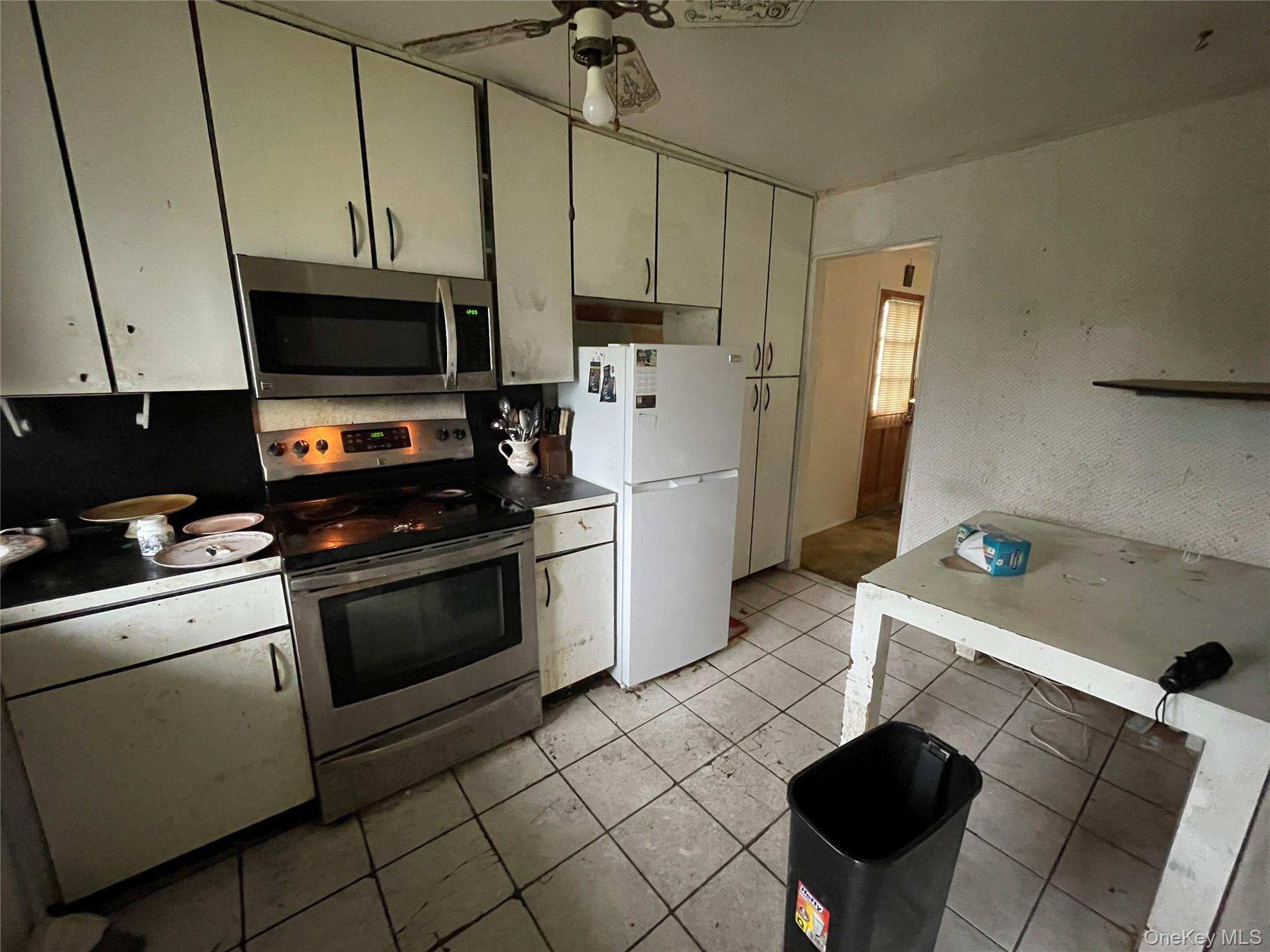 2043 Paddock Road Property Photo 3