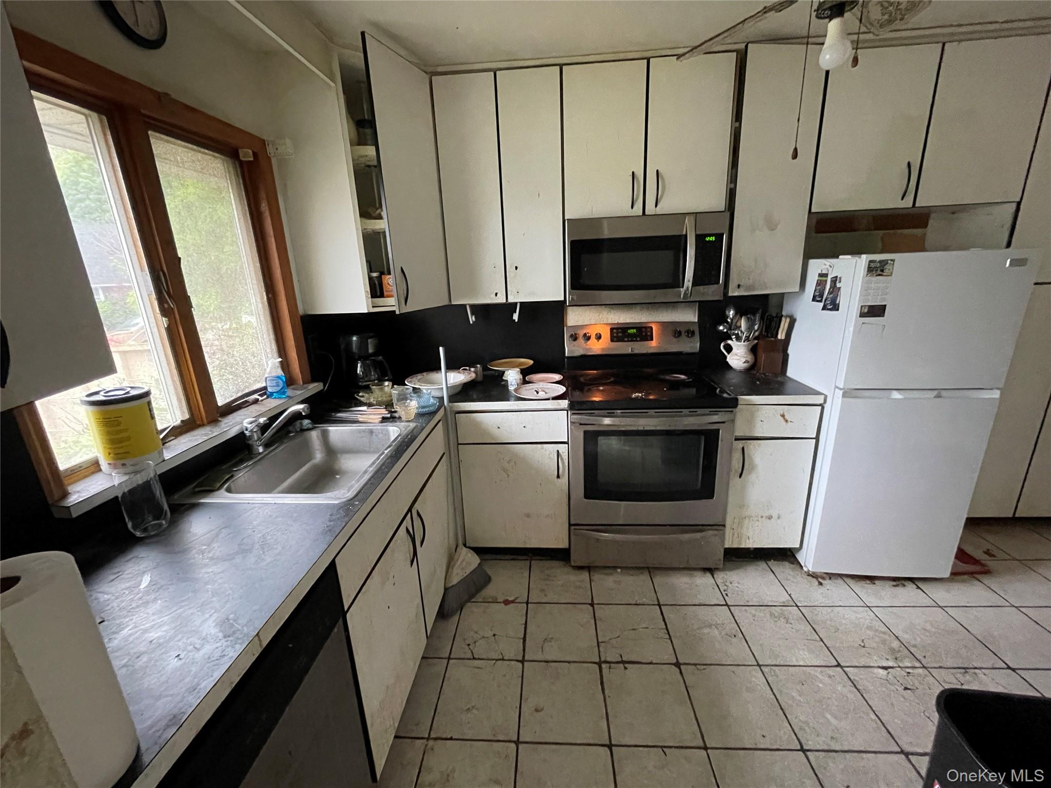 2043 Paddock Road Property Photo 4