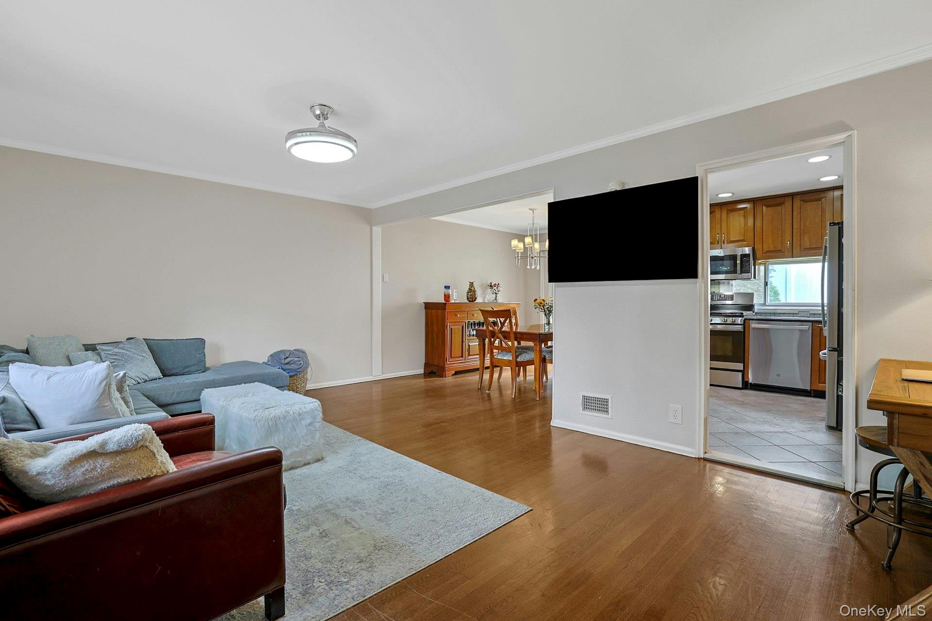70 Durham Road Property Photo 8