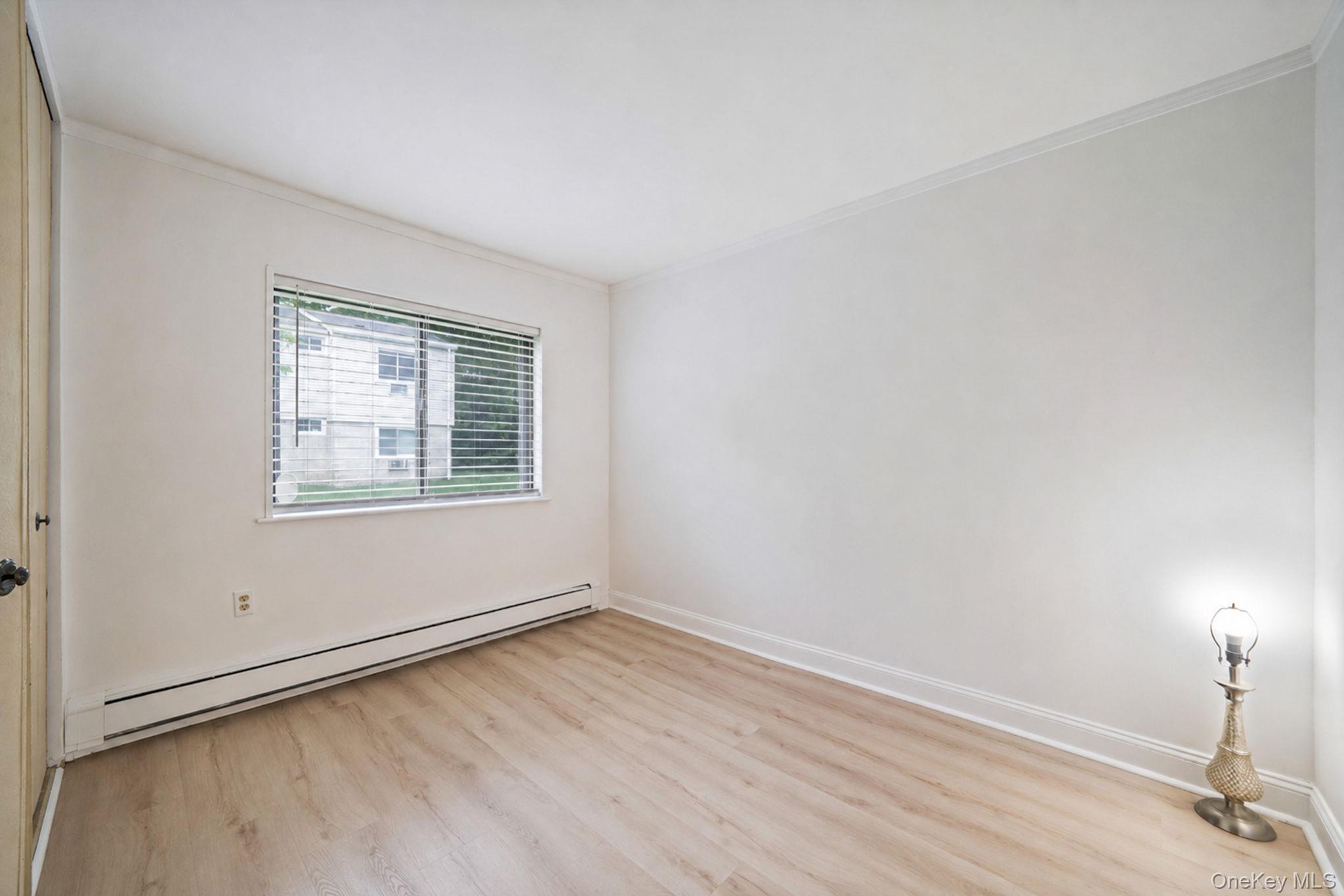 38 Richmond Boulevard 1b Property Photo 17