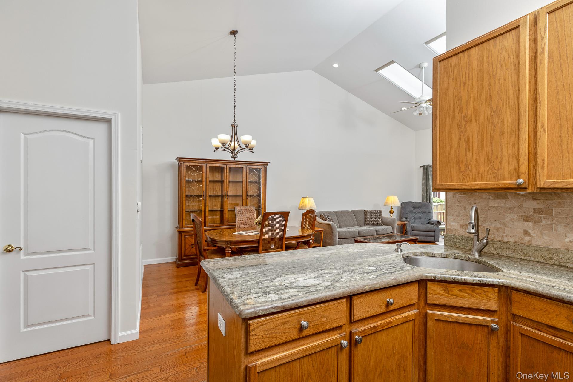 2105 Nicole Drive Property Photo 10