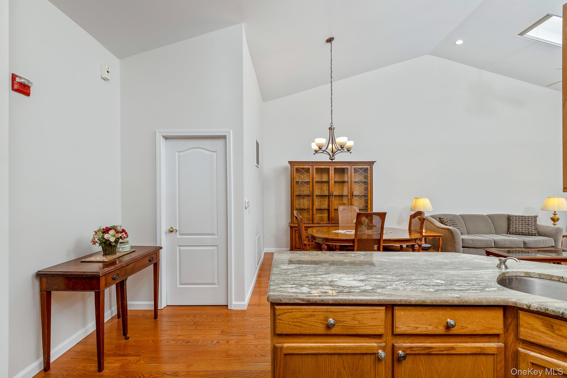 2105 Nicole Drive Property Photo 11