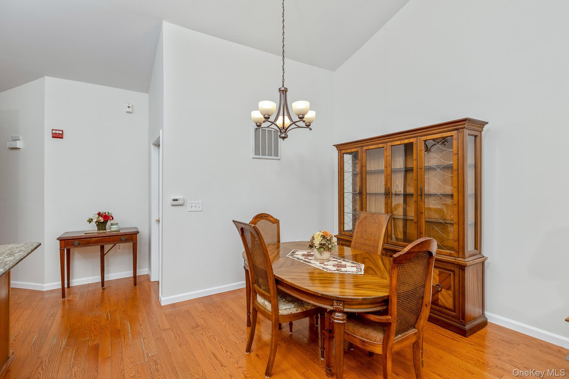 2105 Nicole Drive Property Photo 12