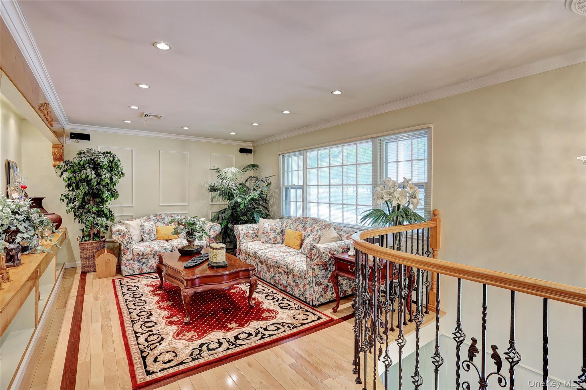22 Sterling Road Property Photo 6