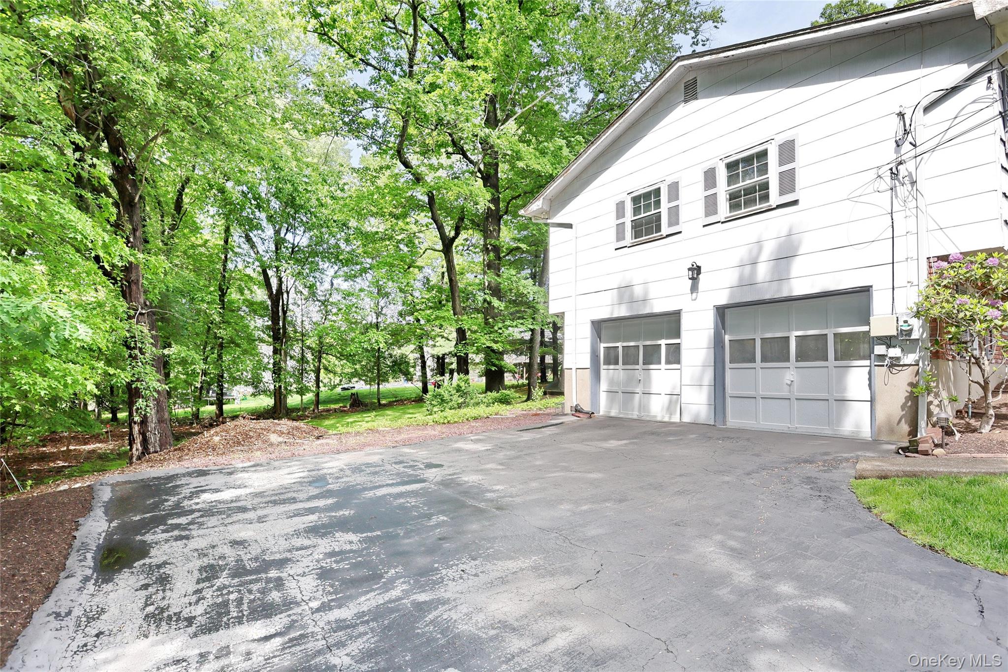 22 Sterling Road Property Photo 18