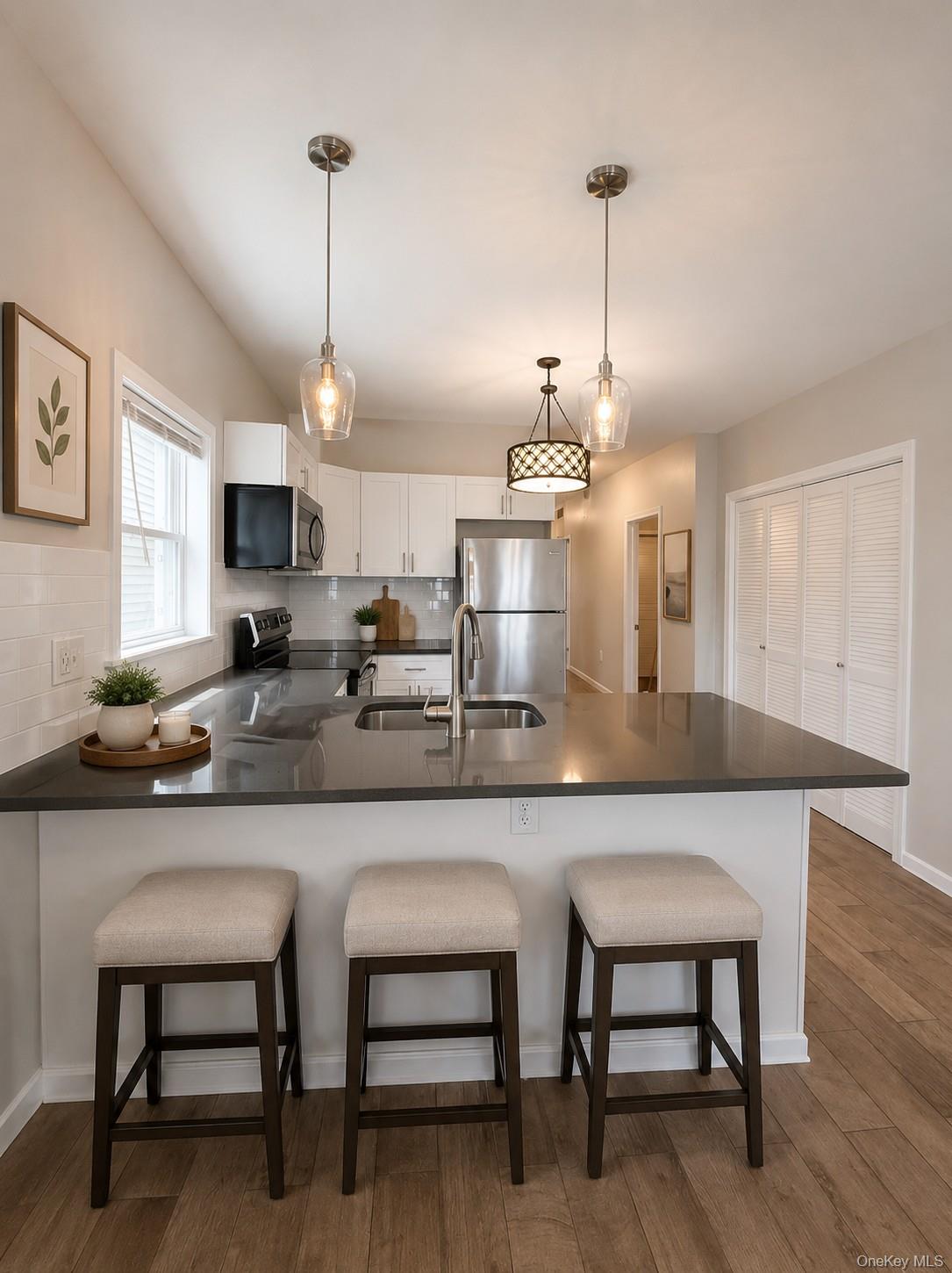 502 Yates Street Property Photo 6