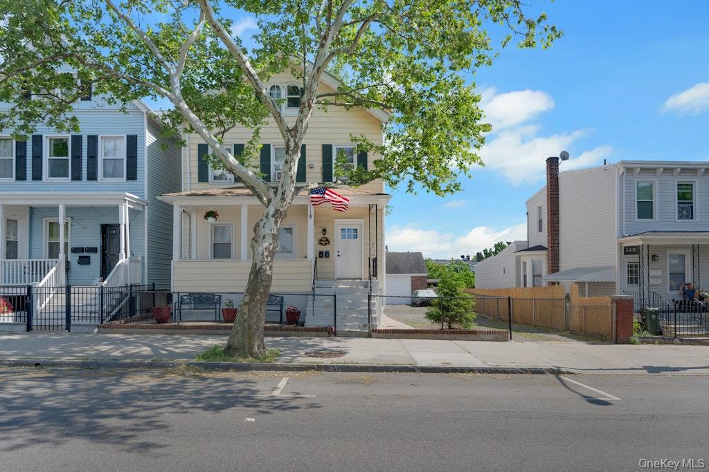 144 Beekman Avenue Property Photo 1