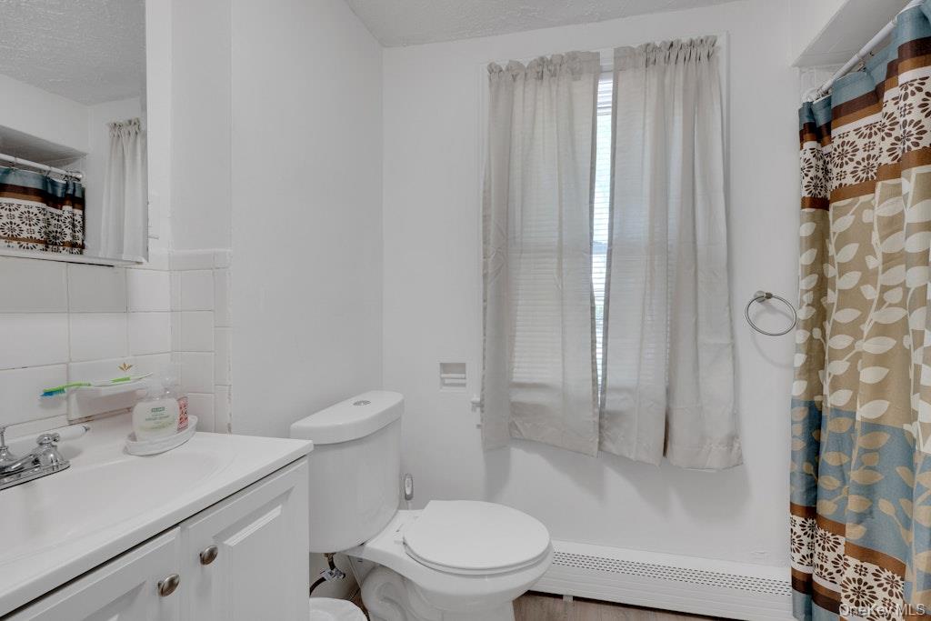 144 Beekman Avenue Property Photo 22