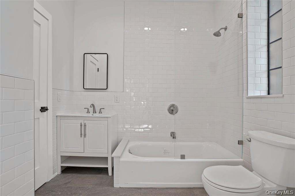 20 Continental Avenue 1-g Property Photo 6
