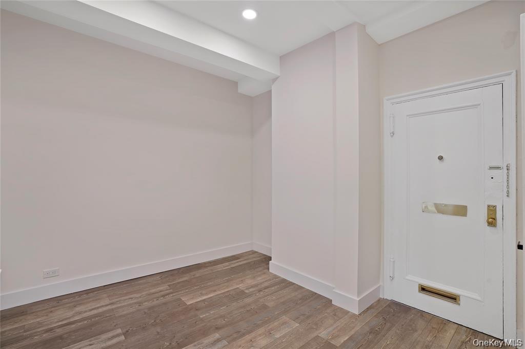 20 Continental Avenue 1-g Property Photo 7