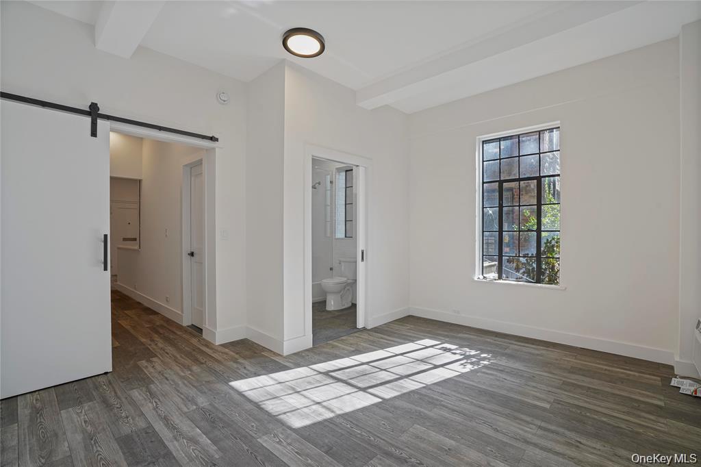 20 Continental Avenue 1-g Property Photo 10