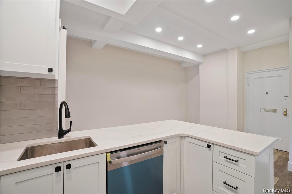 20 Continental Avenue 1-g Property Photo 25