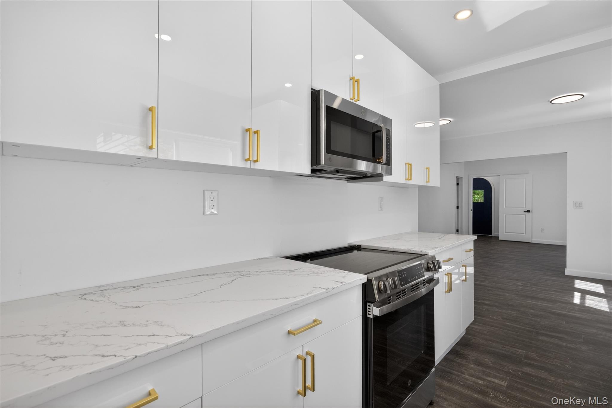 60 W Jeanibo Road Property Photo 16