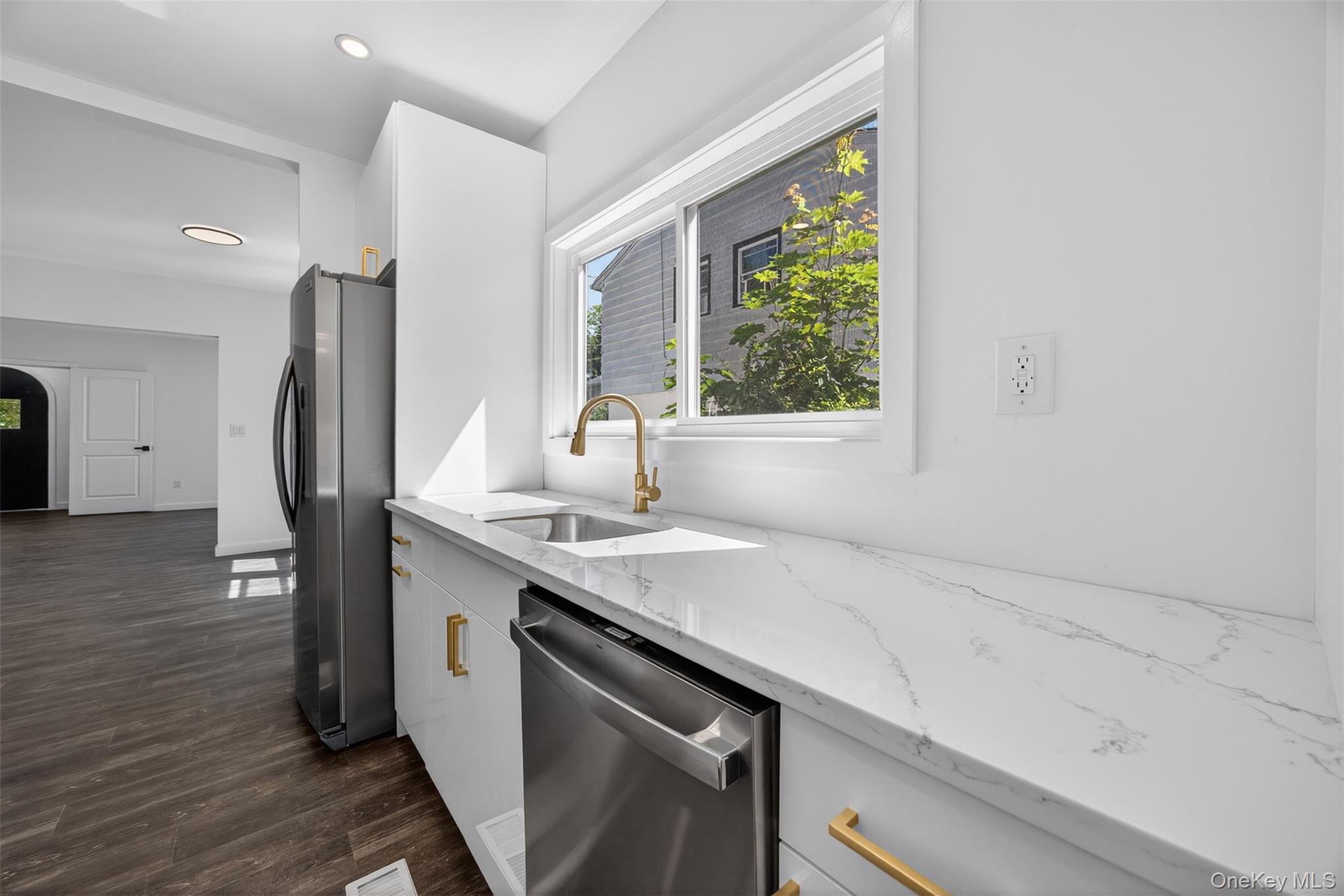 60 W Jeanibo Road Property Photo 17