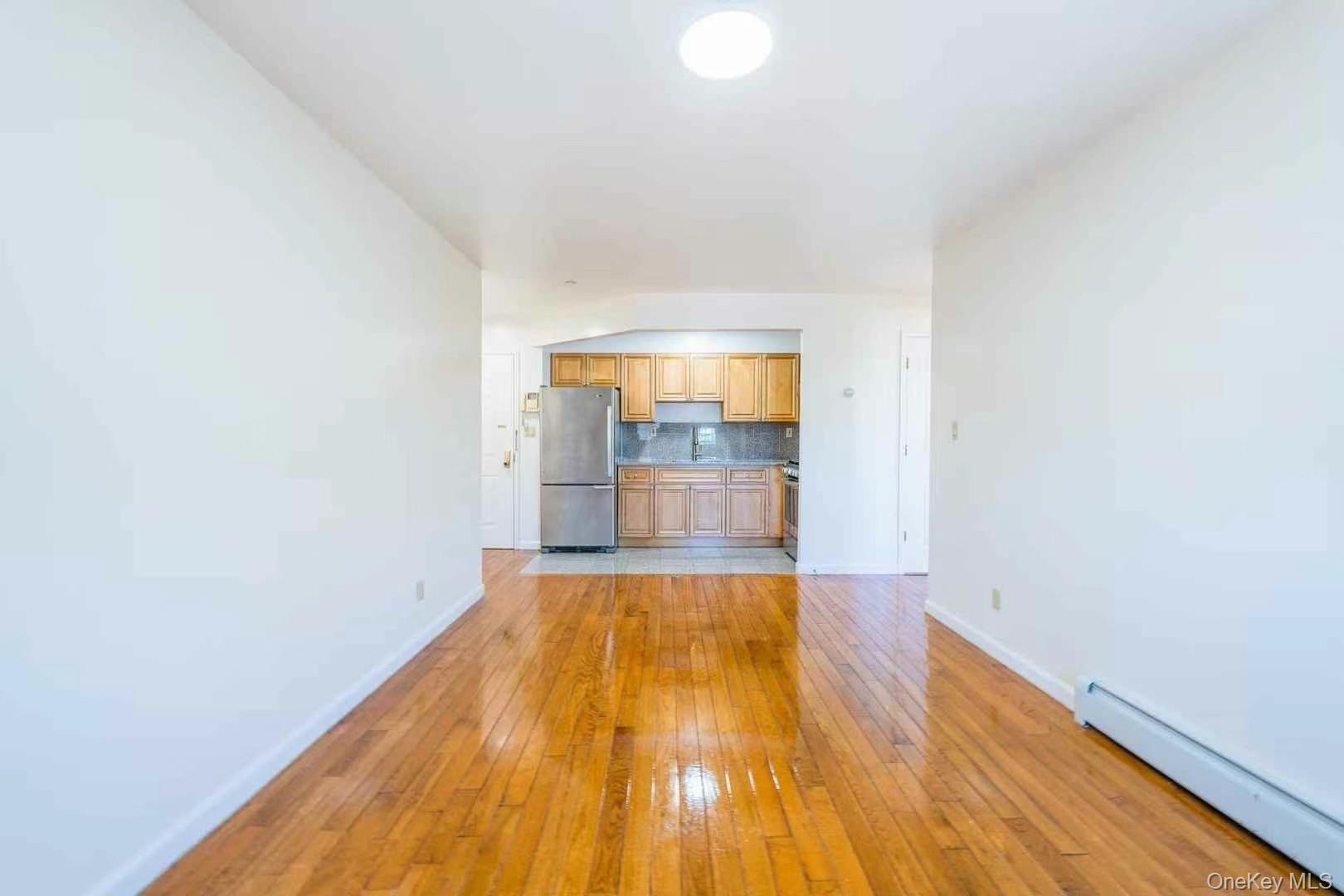 35-06 Leavitt Street 6c Property Photo 4