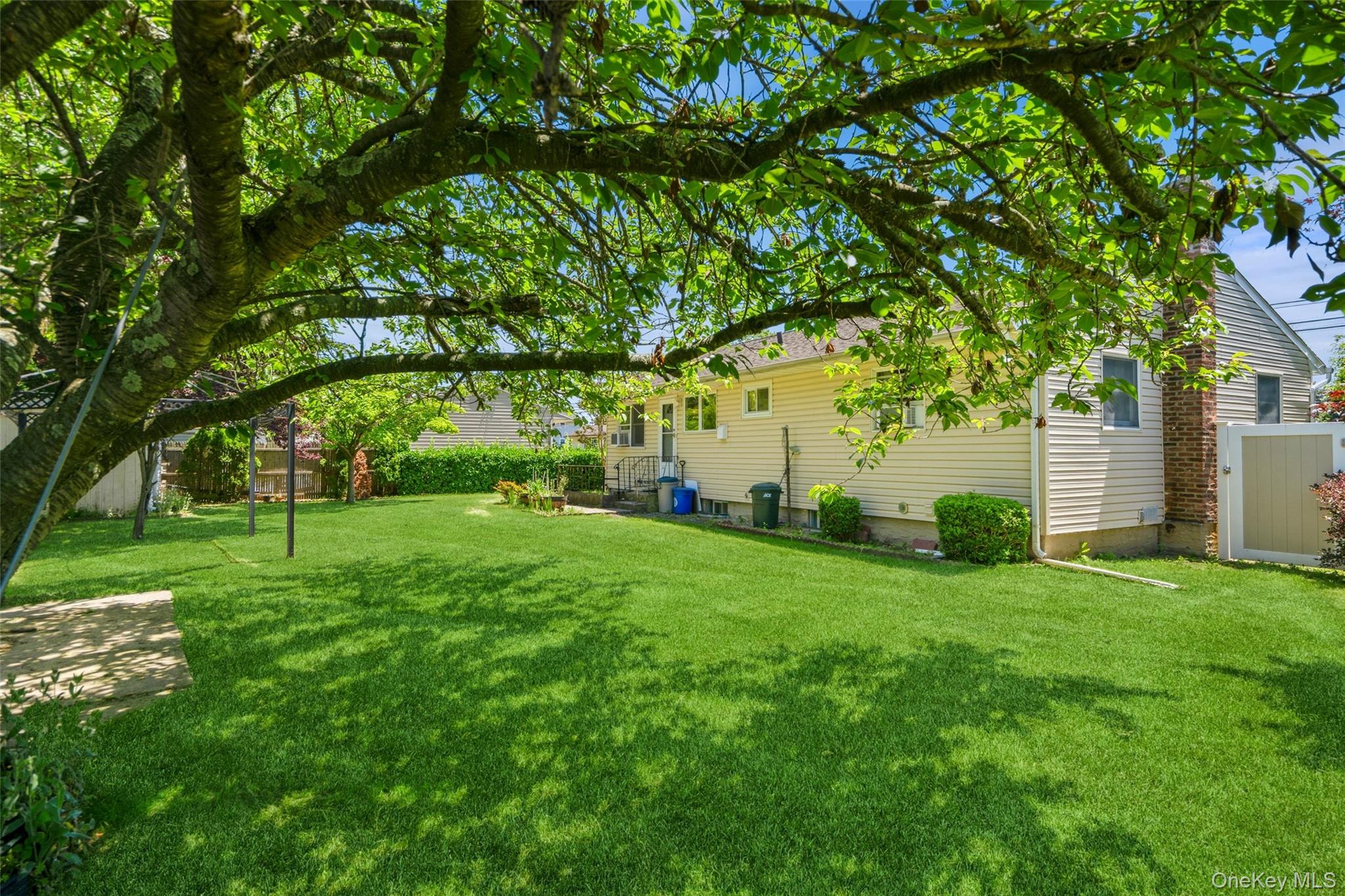 15 Lincoln Avenue Property Photo 32