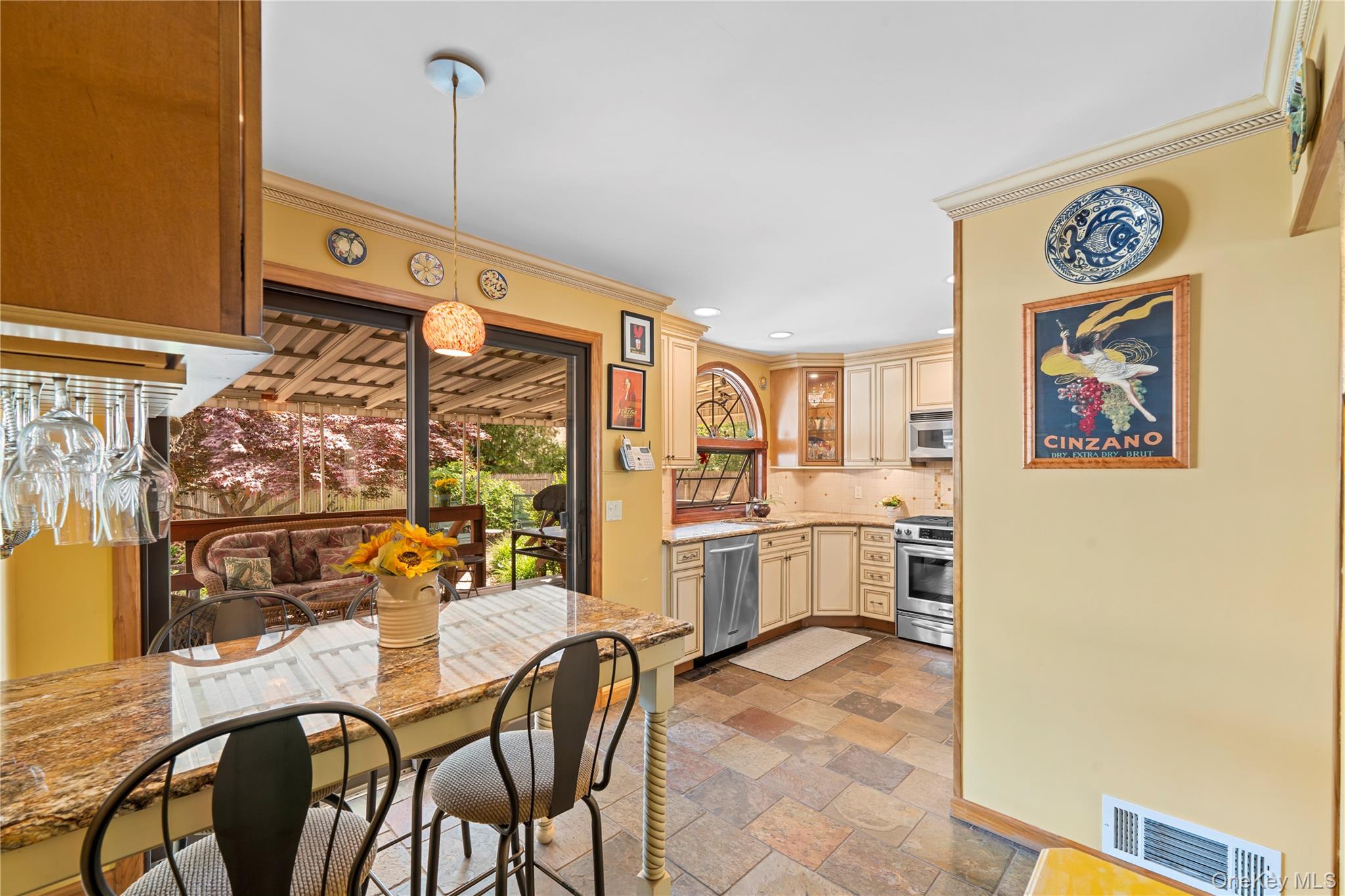 38 Hillvale Road Property Photo 5