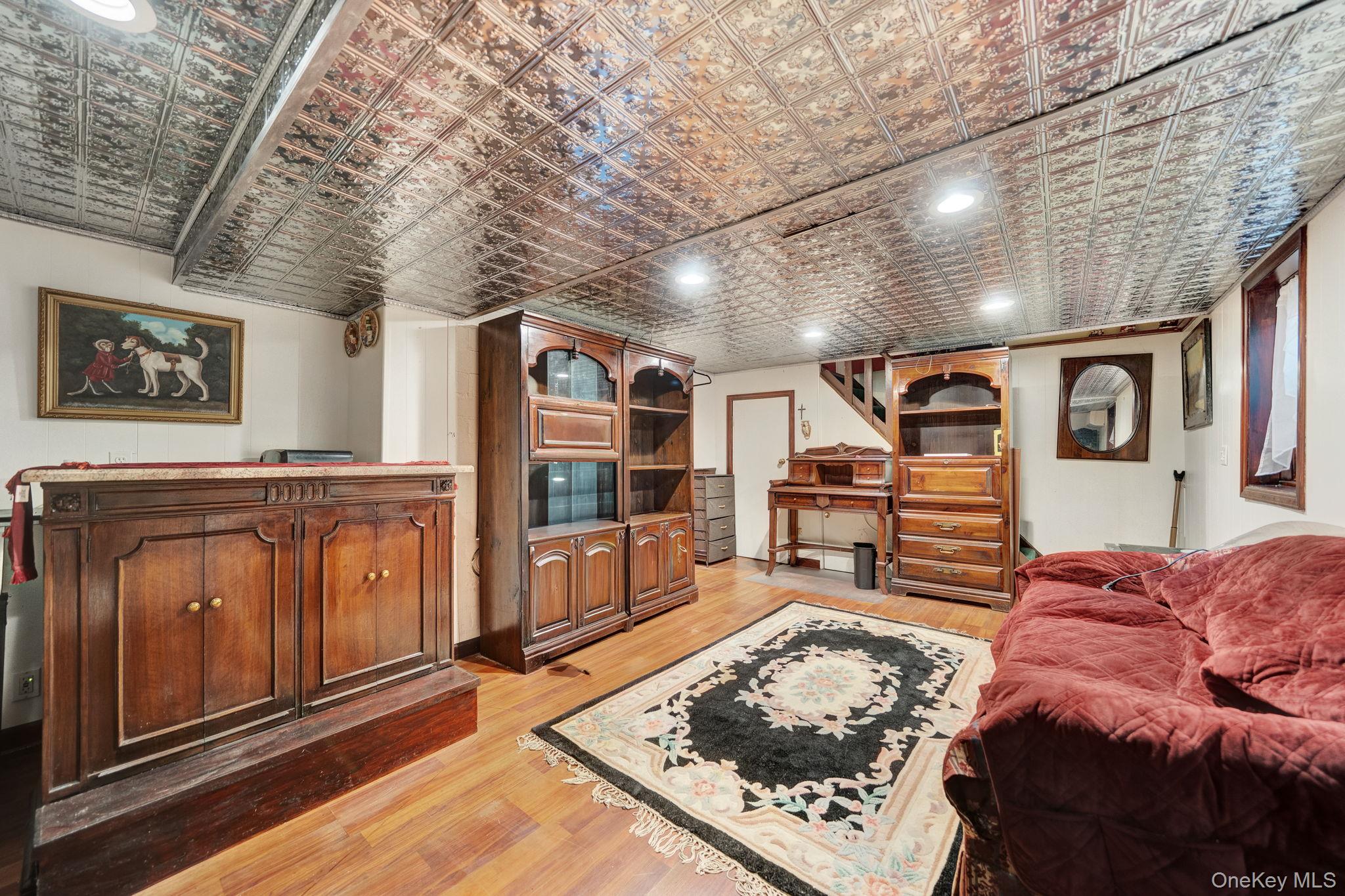 31 Roosevelt Avenue Property Photo 19