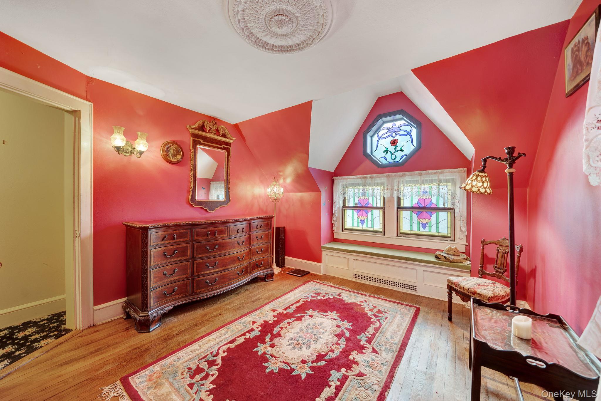 31 Roosevelt Avenue Property Photo 22