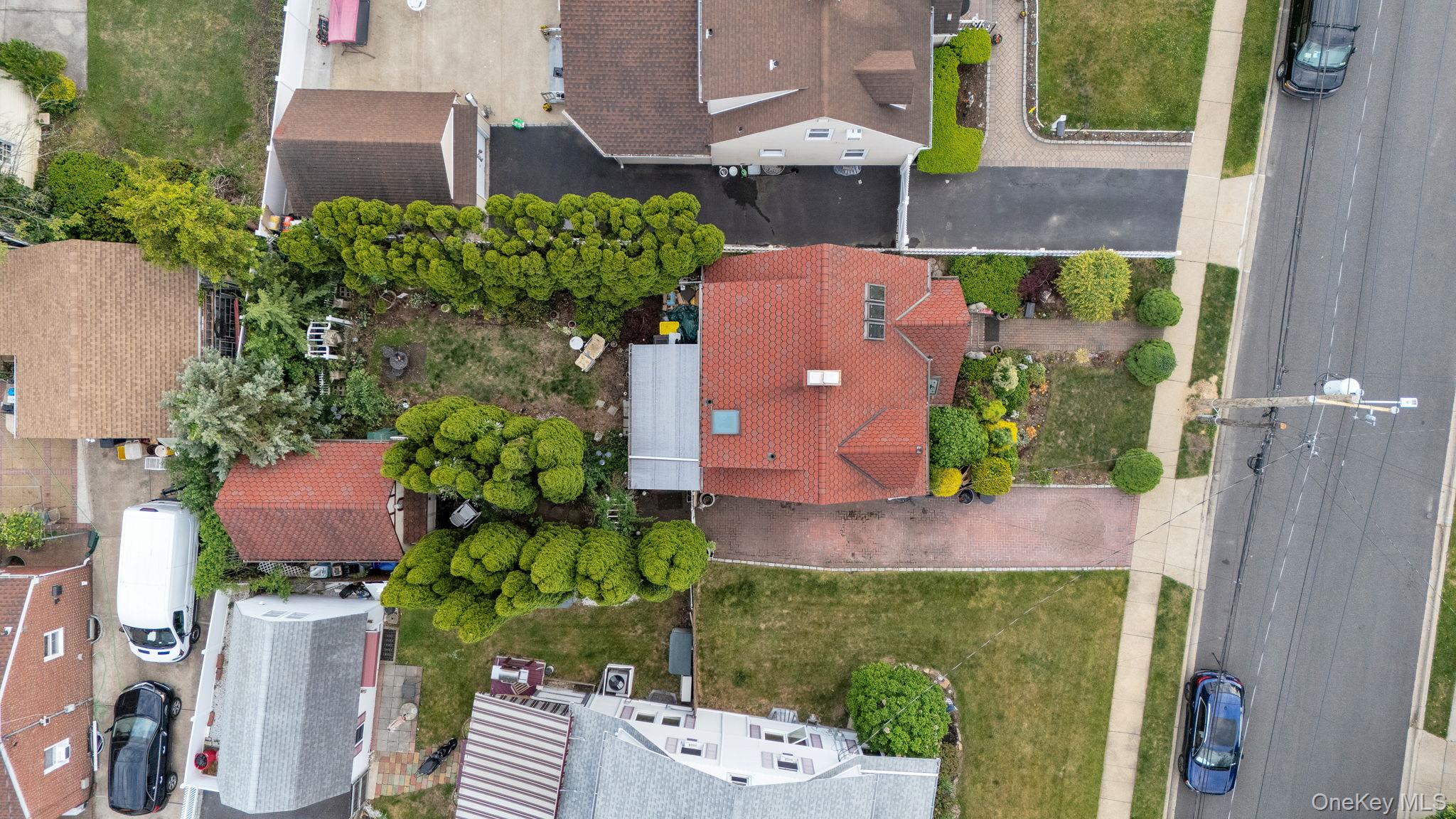 31 Roosevelt Avenue Property Photo 31