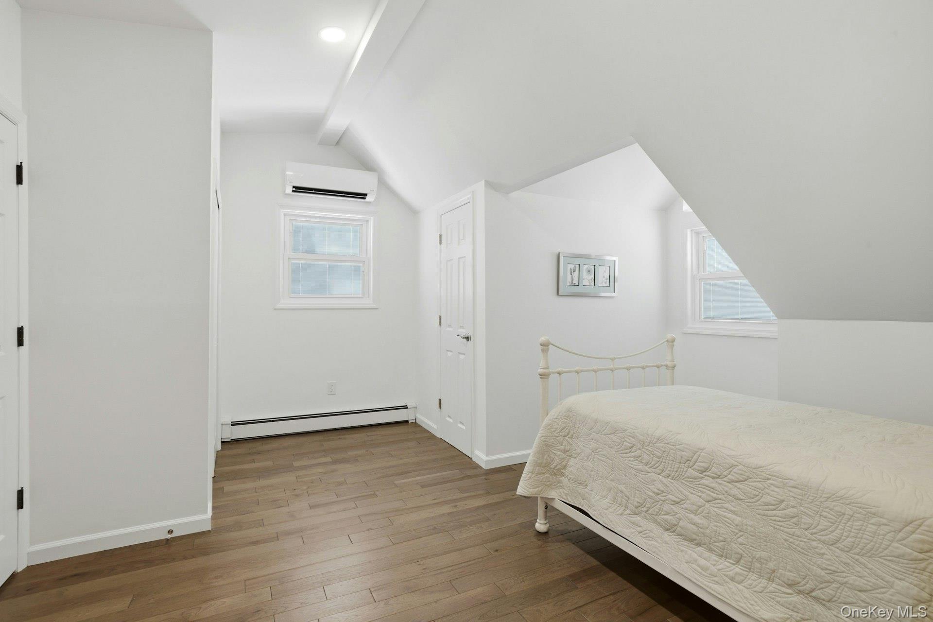 35 3rd Avenue Property Photo 24