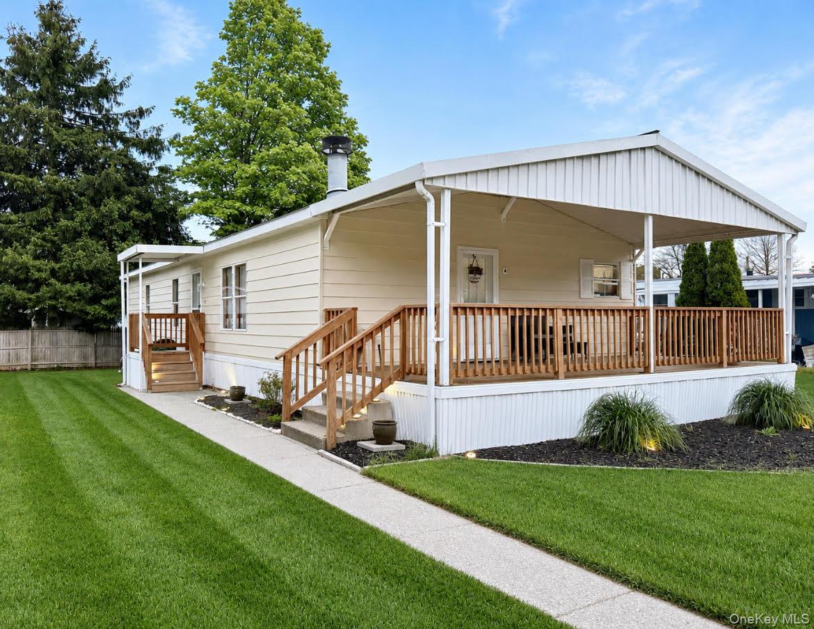 1004672 Property Photo 1