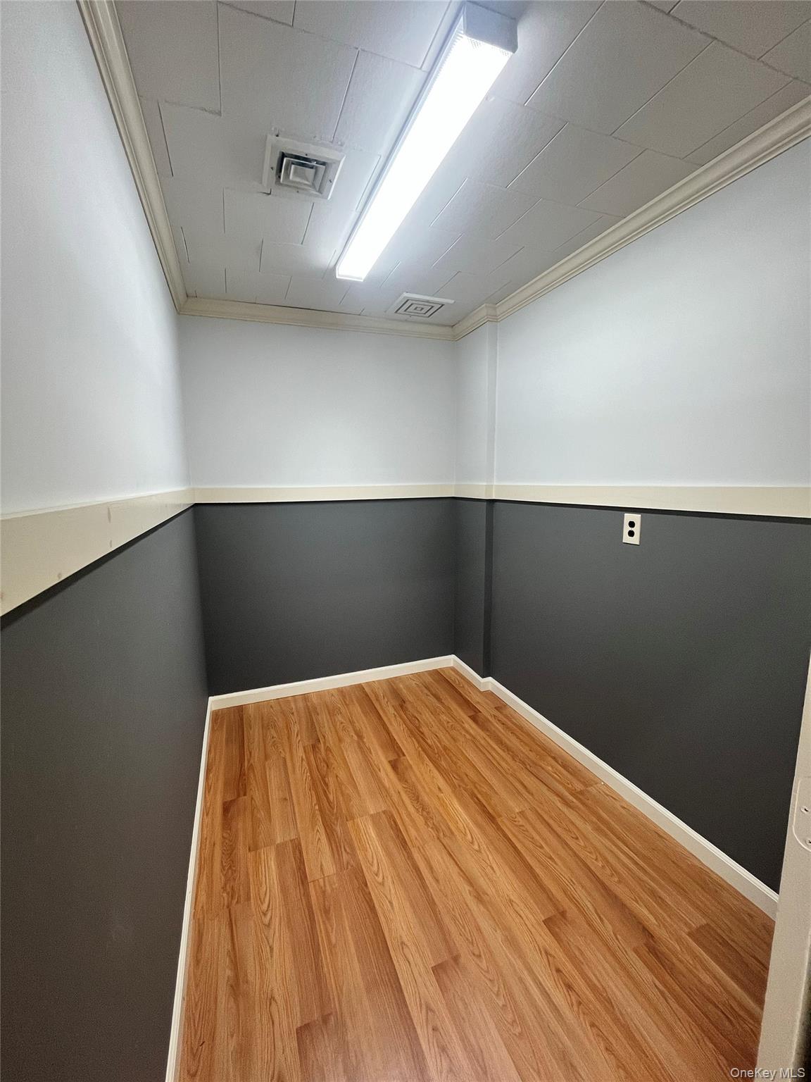 118-122 Hillside Avenue Property Photo 7