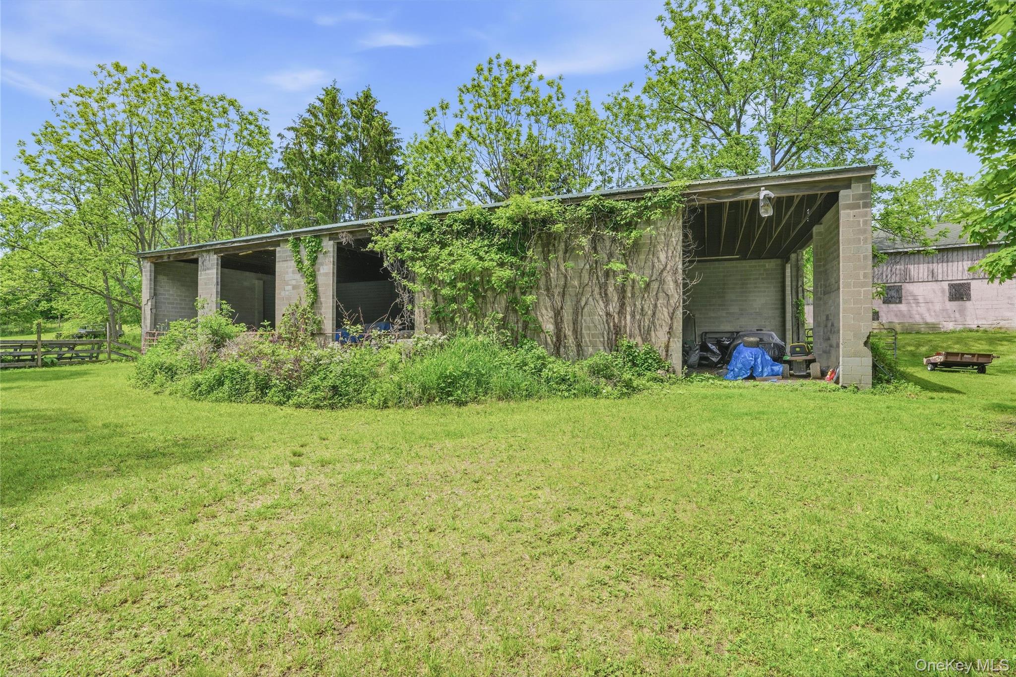 345 Drexel Drive Property Photo 27