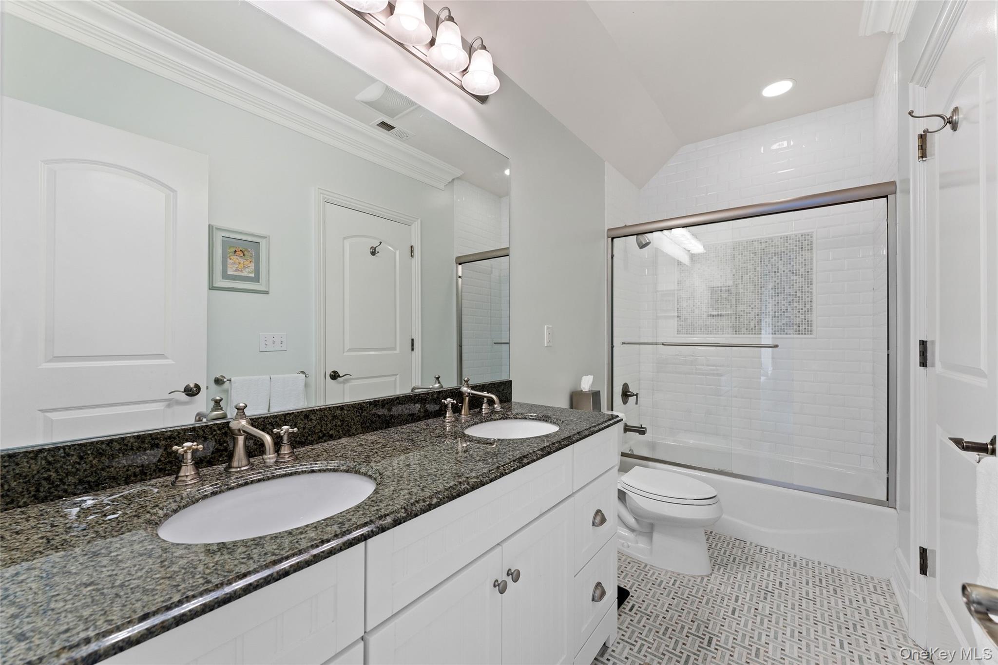 64 Stratton Road Property Photo 22