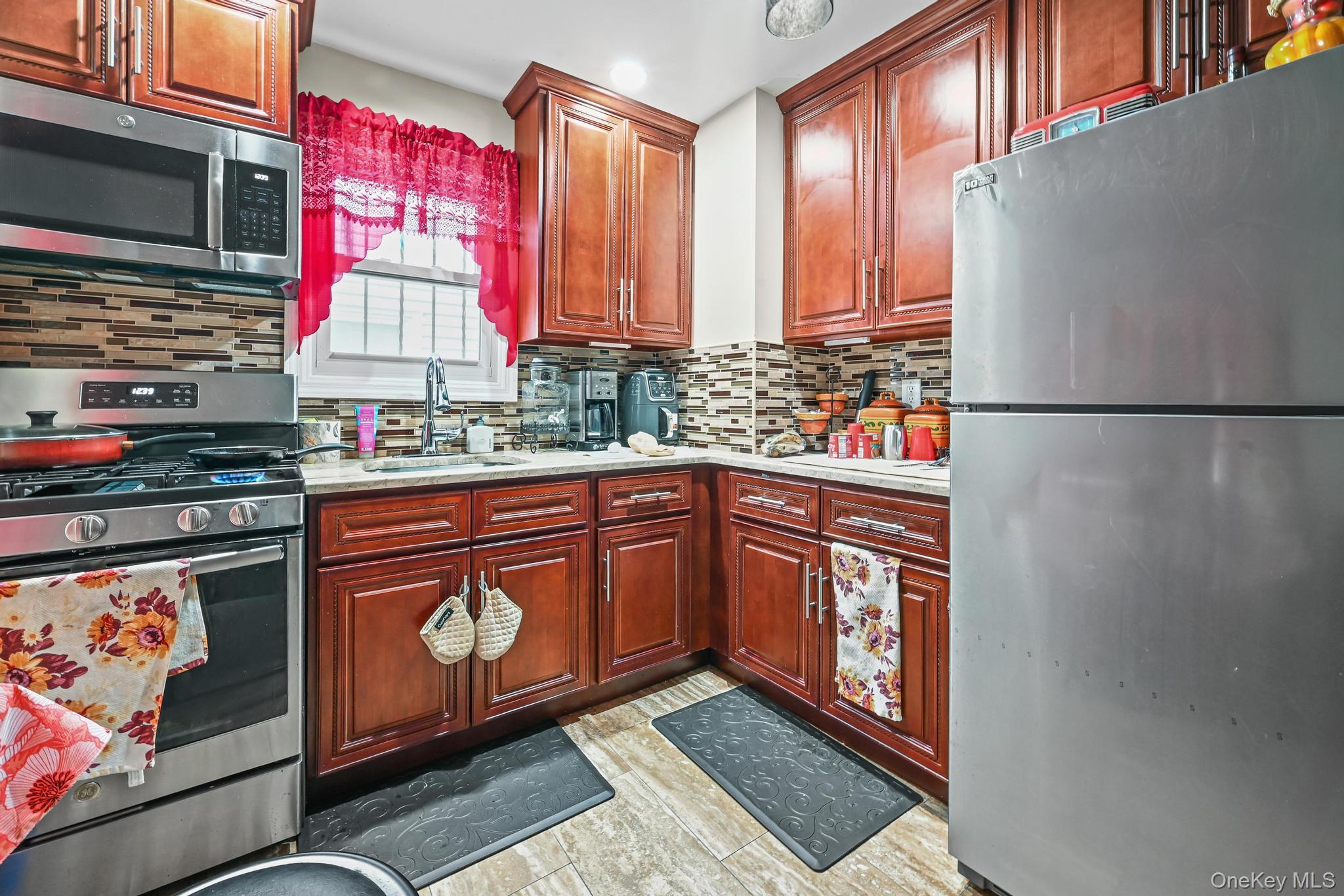 19028 118th Avenue Property Photo 7