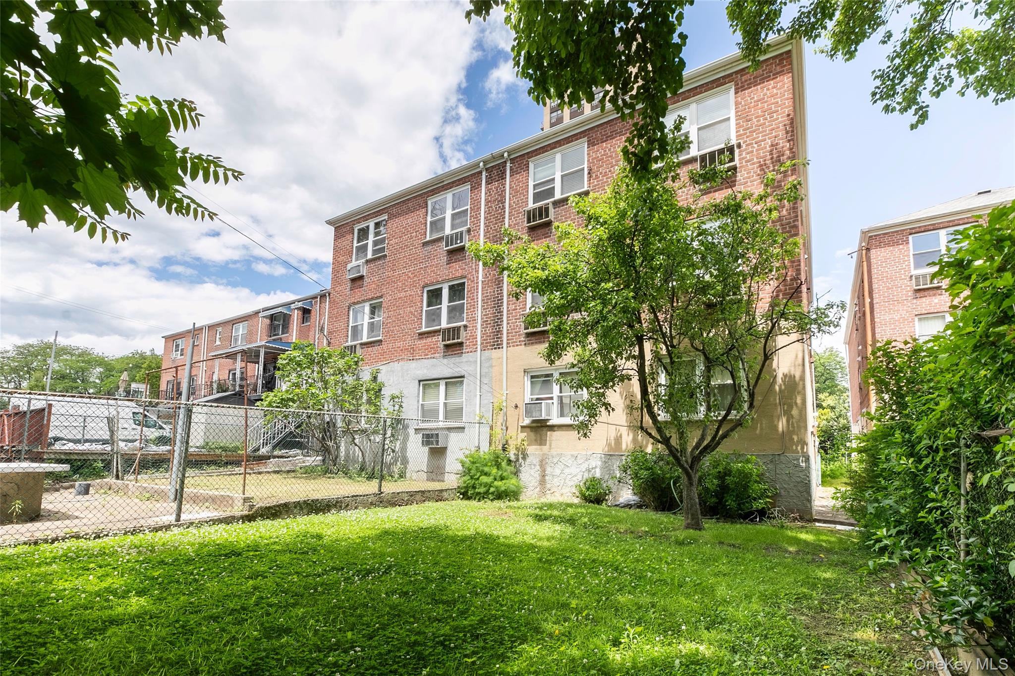 810 Neill Avenue Property Photo 29