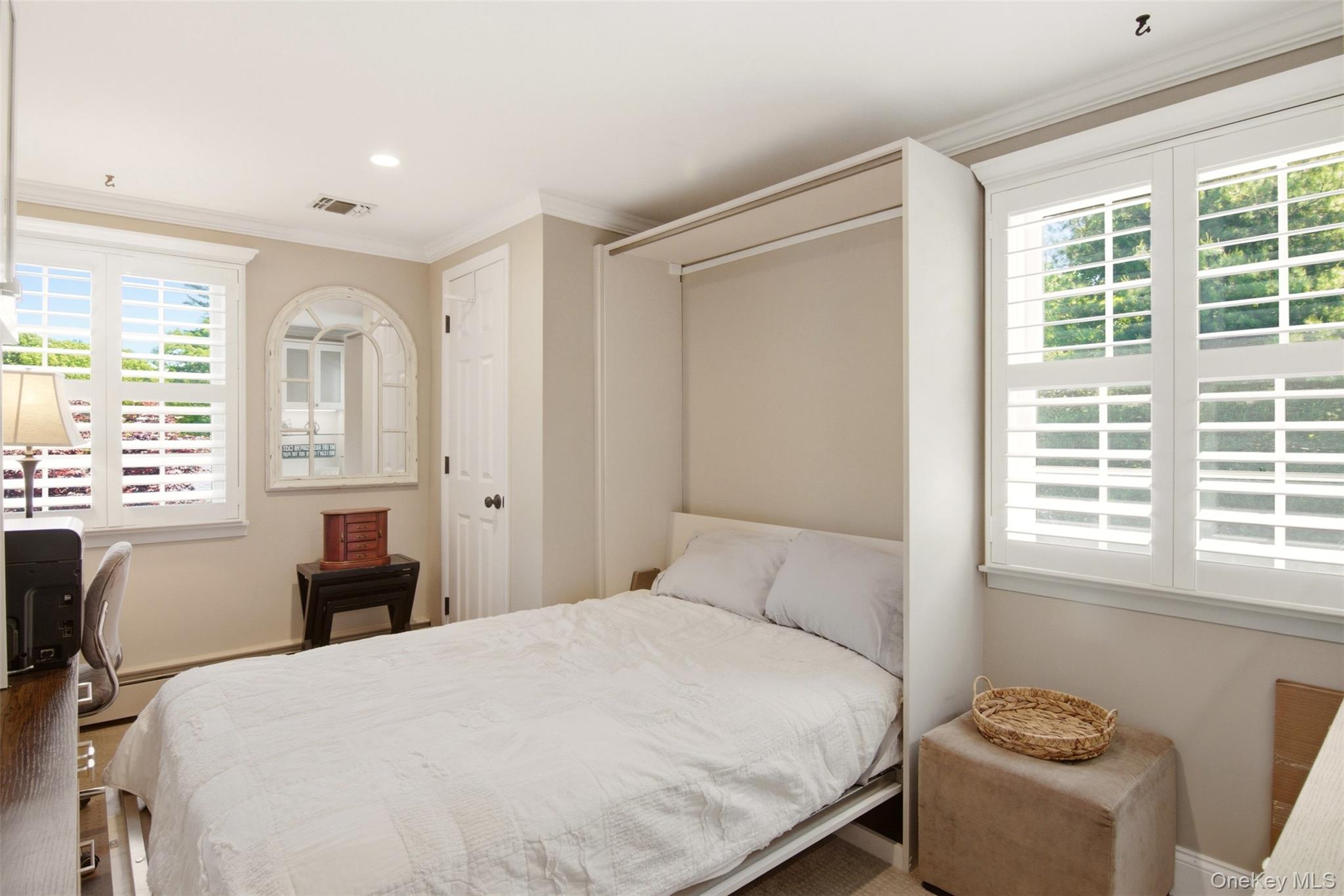 6 Sussex Lane Property Photo 27