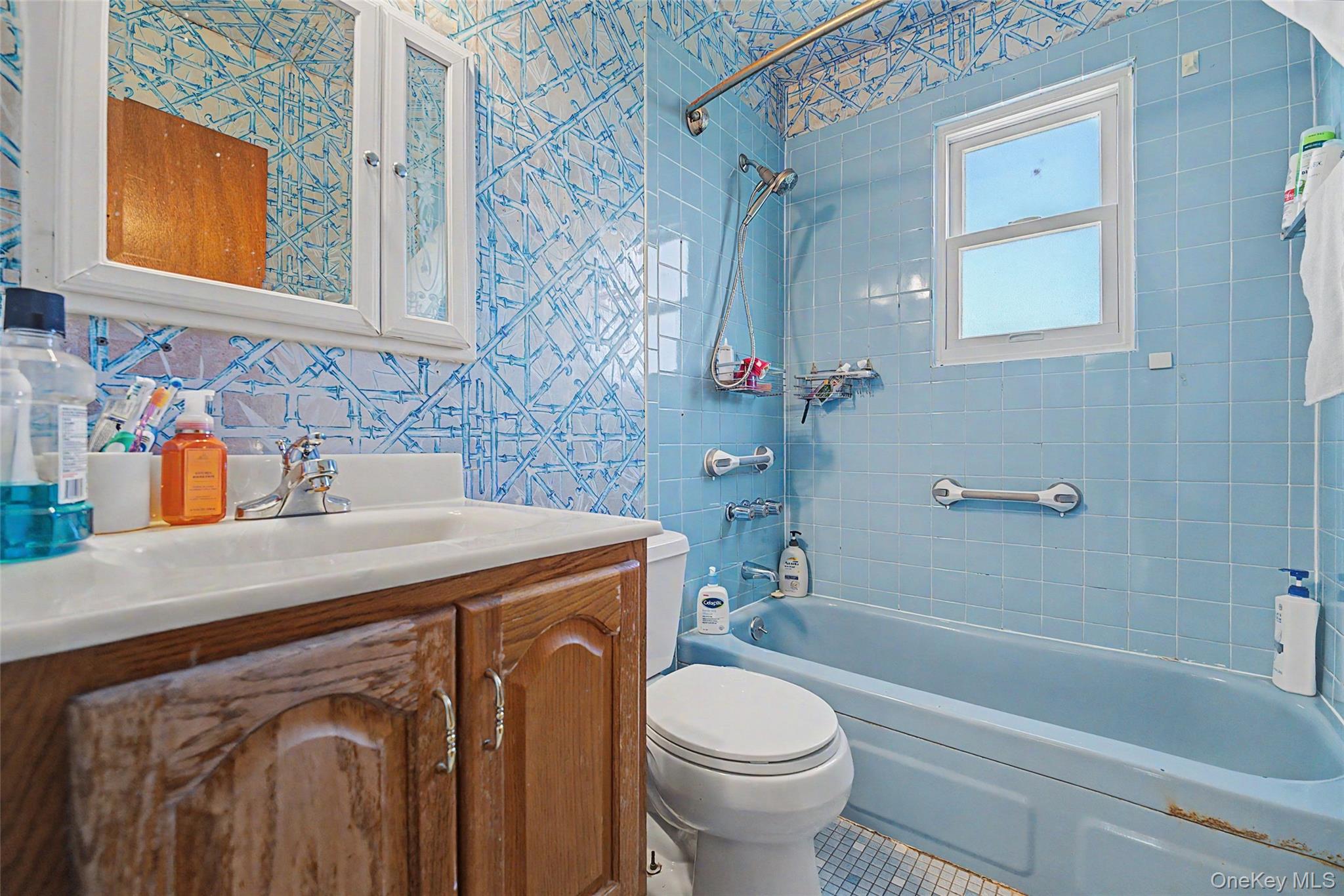 33-11 255th Street Property Photo 8