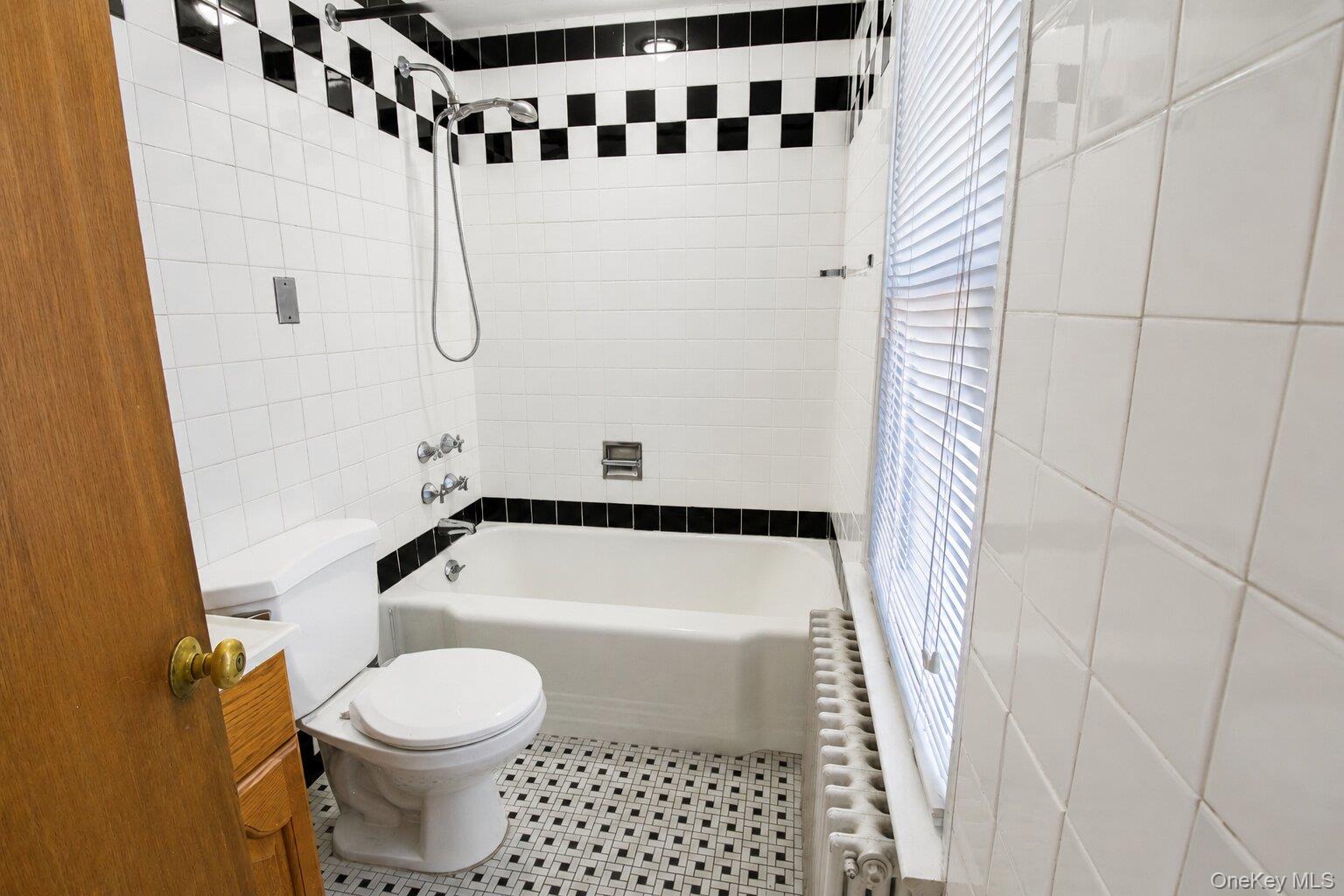 32 Hasbrouck Street Property Photo 32