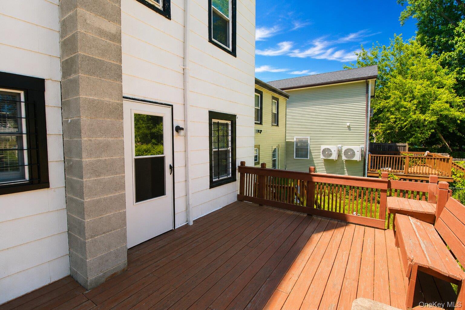 32 Hasbrouck Street Property Photo 38