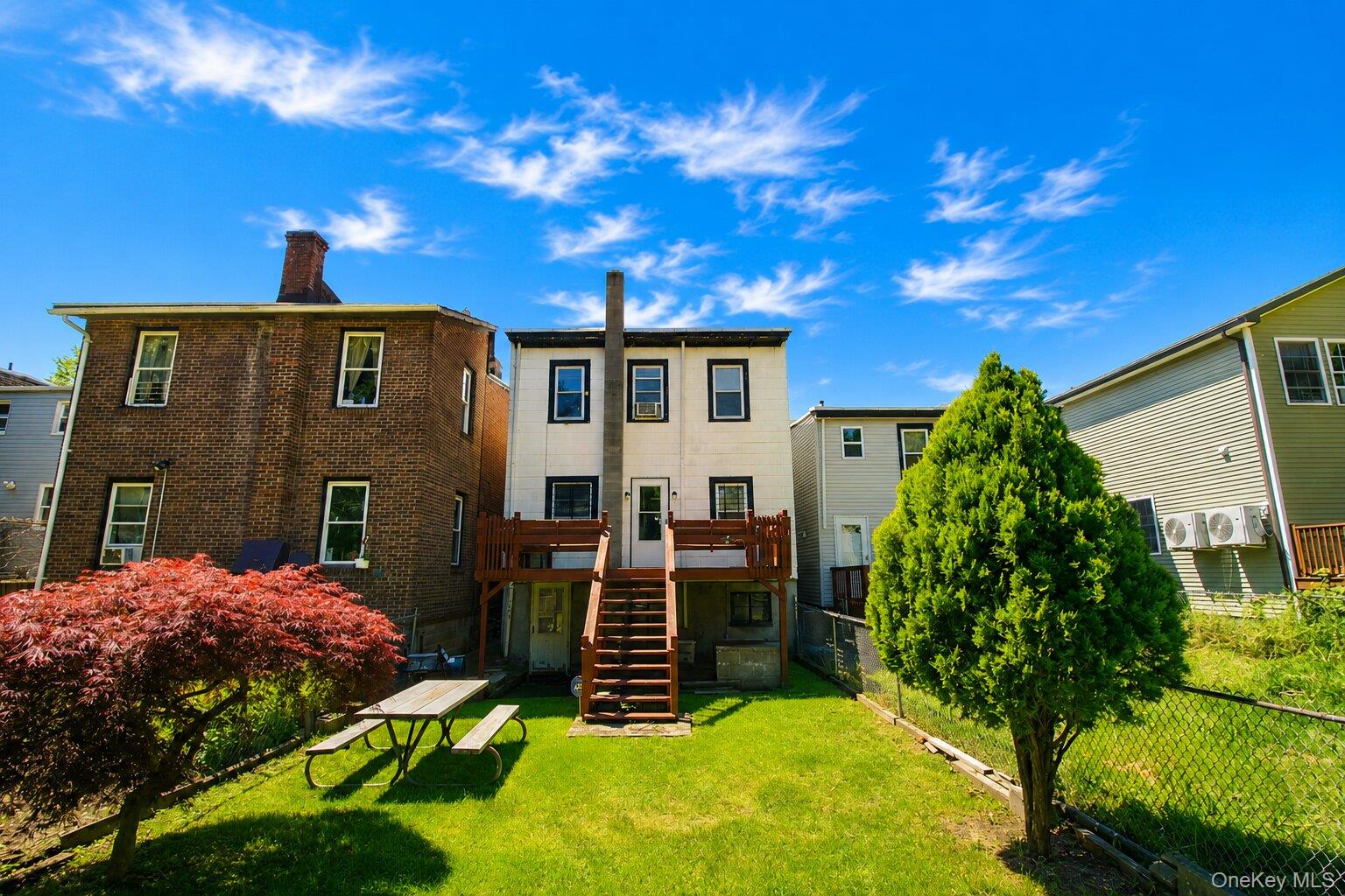 32 Hasbrouck Street Property Photo 39