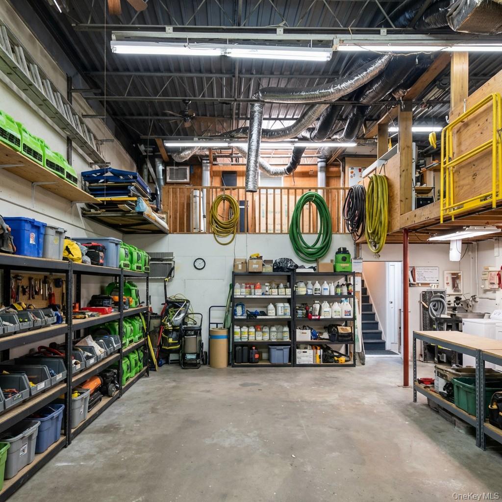 411 Broadway Property Photo 4