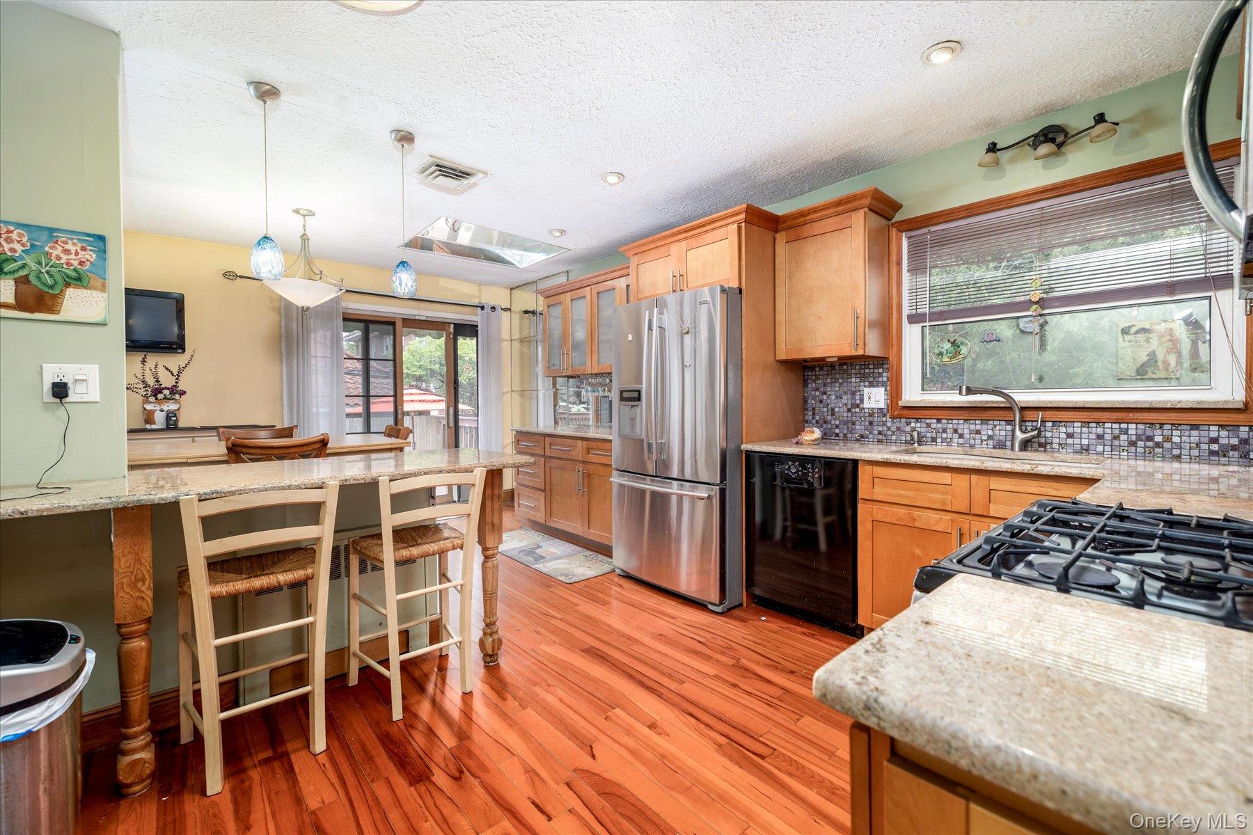 159 W Olive Street Property Photo 14