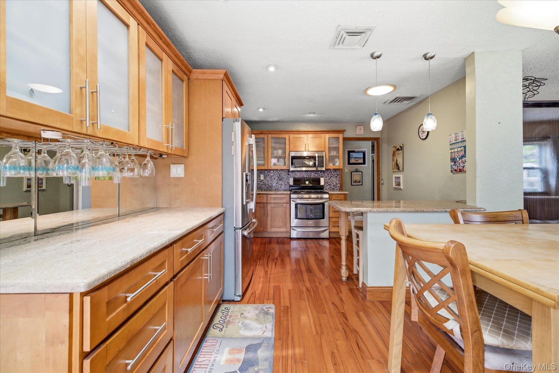 159 W Olive Street Property Photo 15