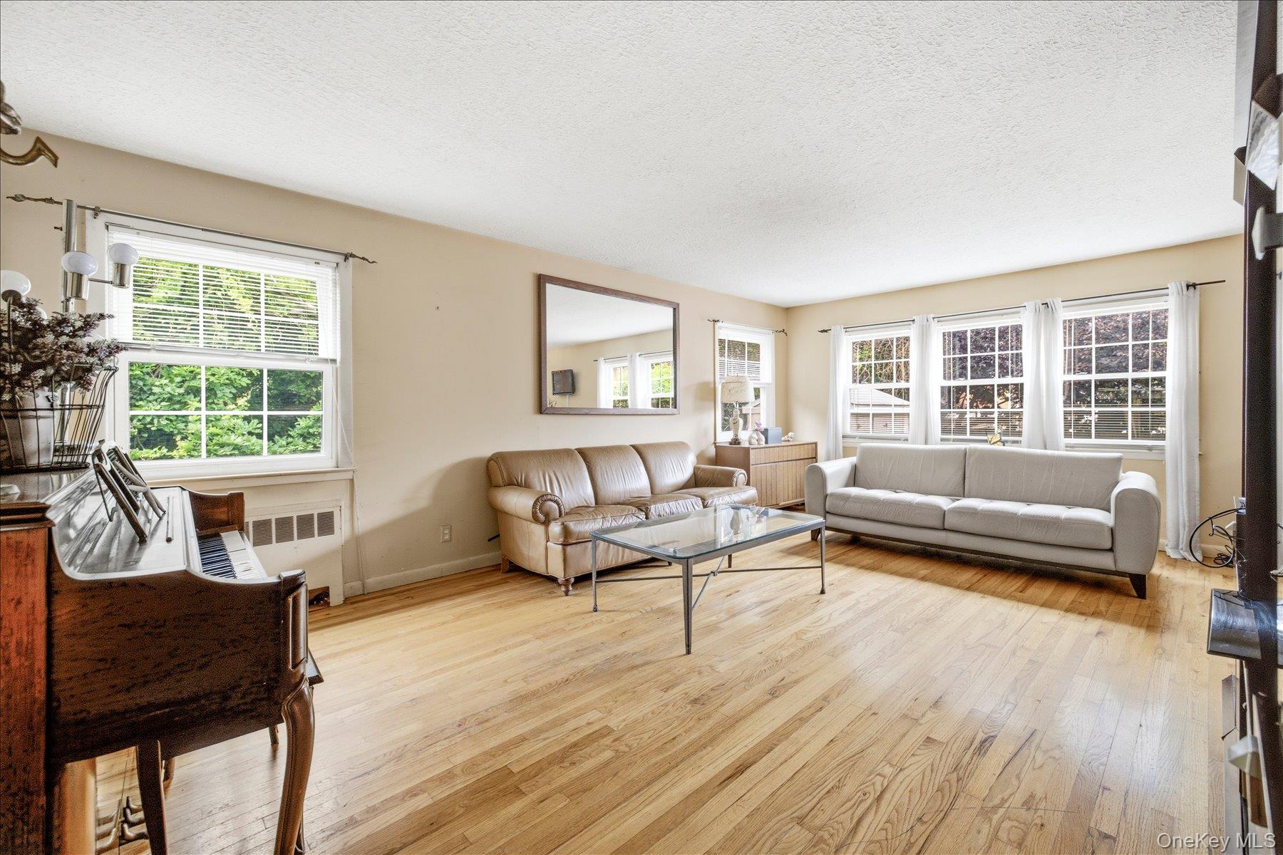 159 W Olive Street Property Photo 19