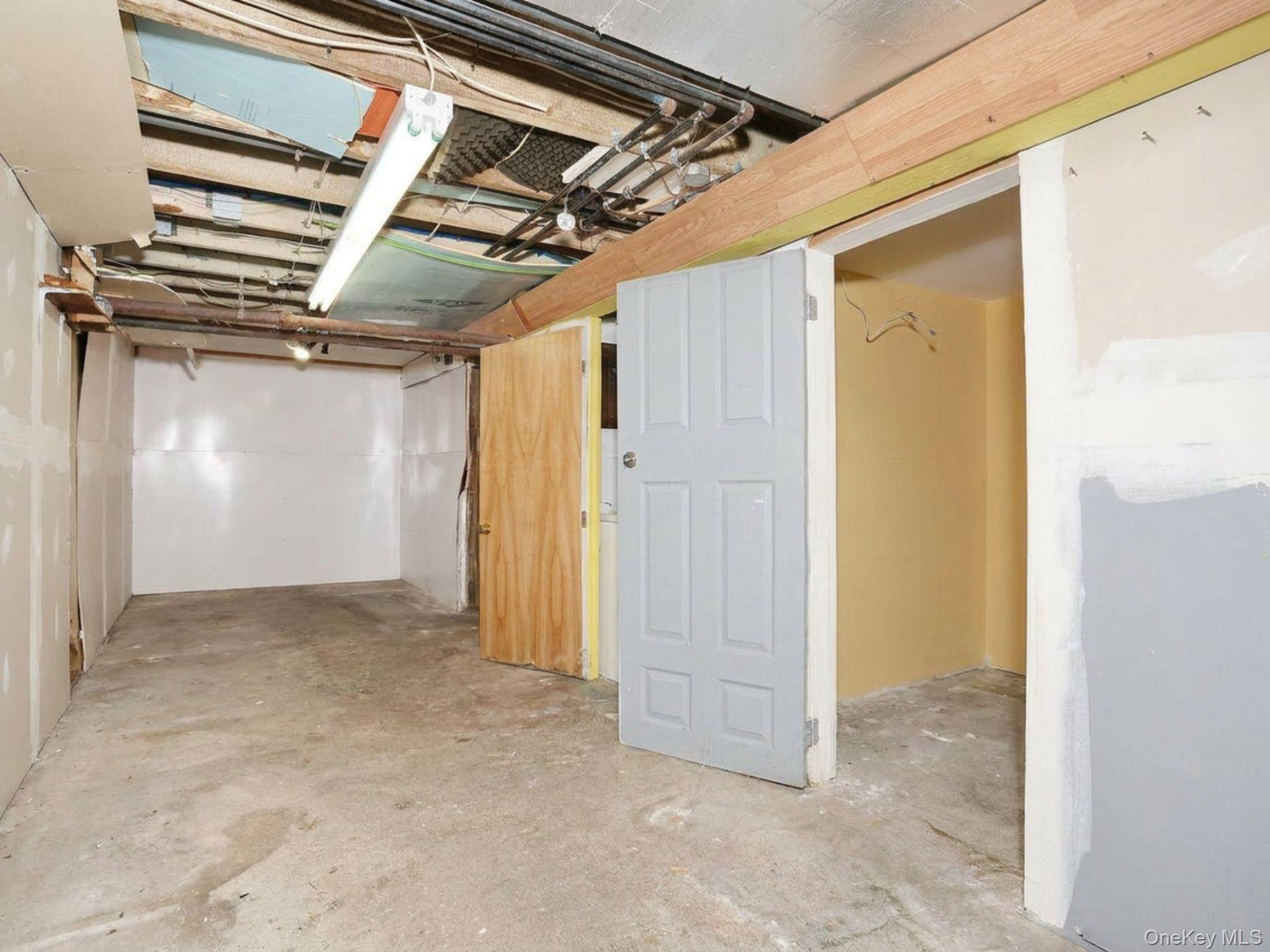 22 S Madison Avenue Property Photo 36