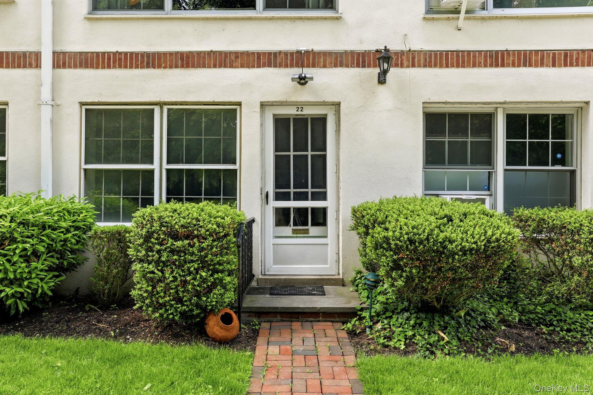 22 Alden Place 22 Property Photo 2