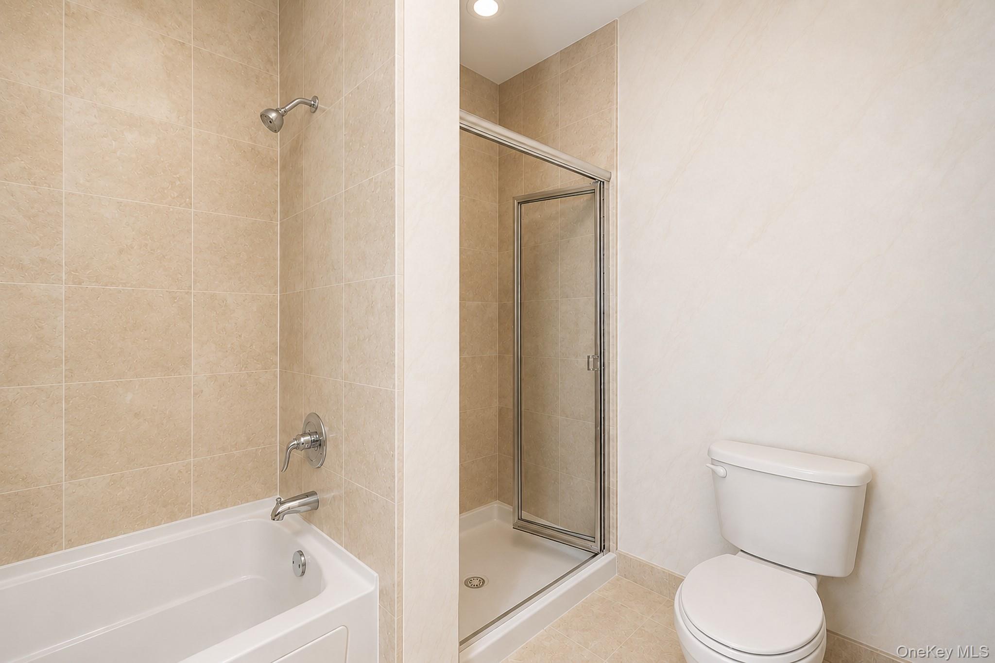 1513 Royce Street 2g Property Photo 15