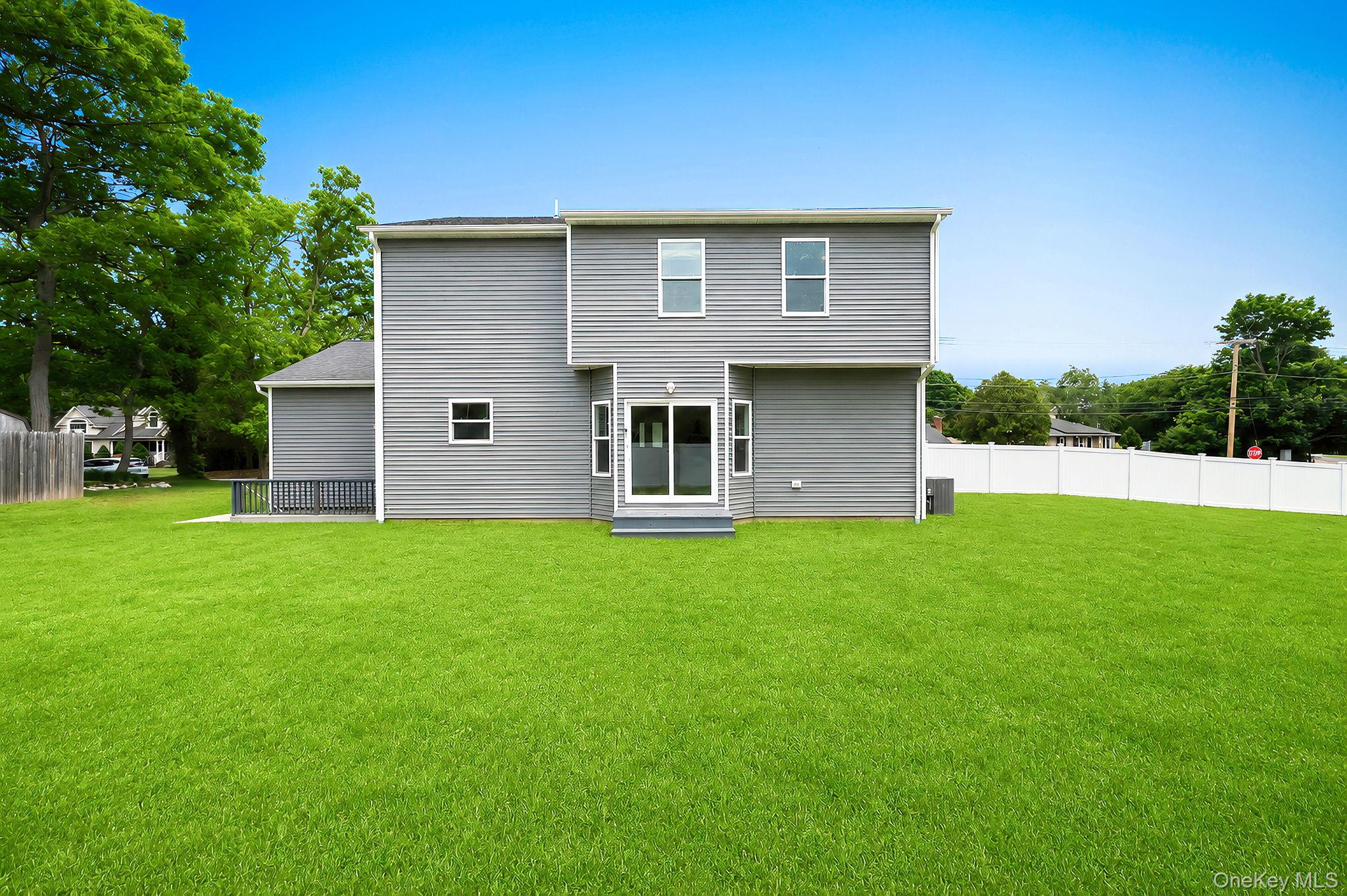 164 Chestnut Street Property Photo 3