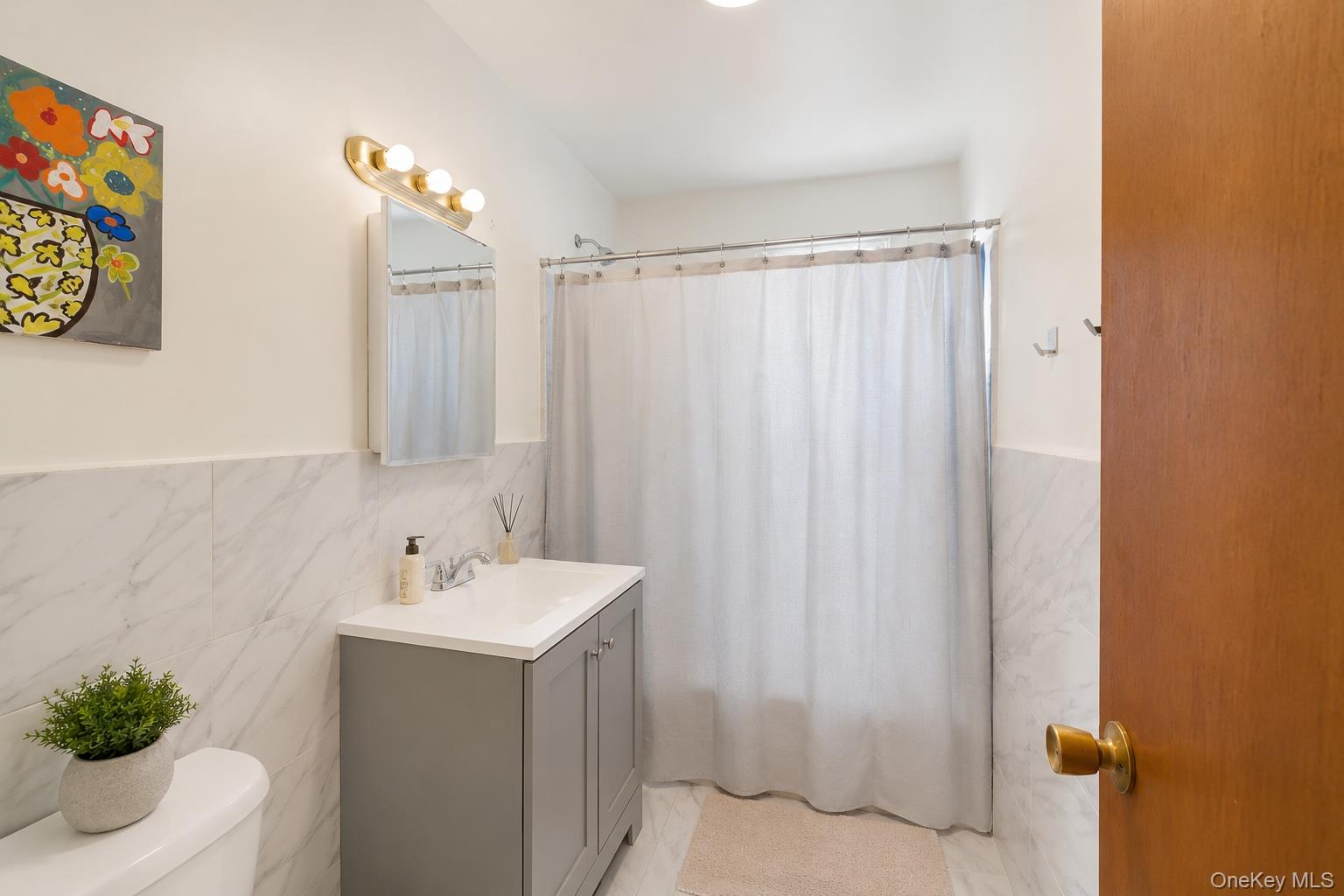4234 Monticello Avenue Property Photo 10