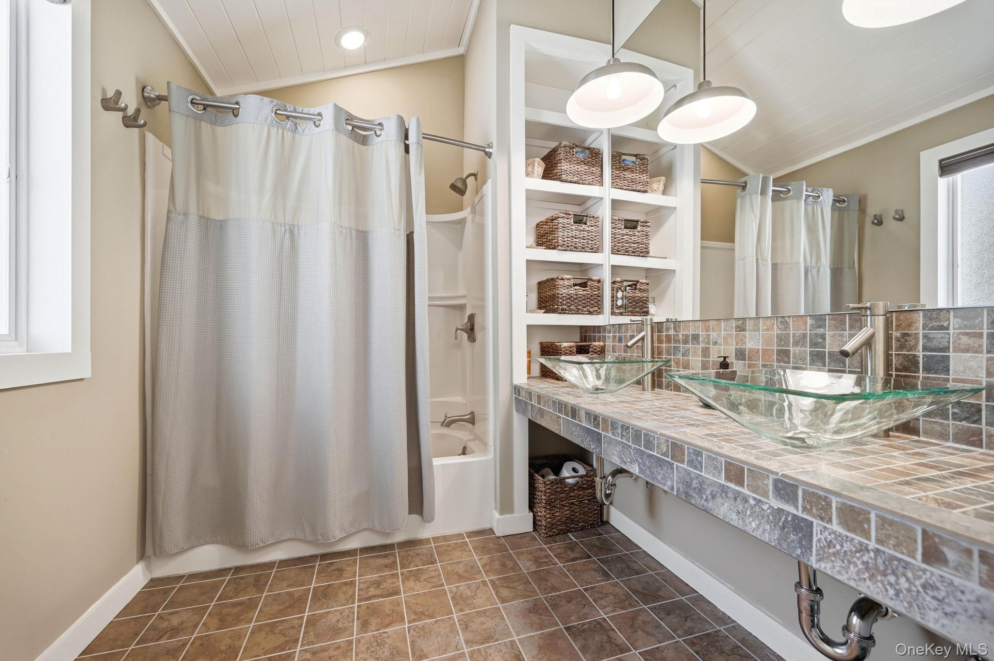 53 Shore Avenue Property Photo 6