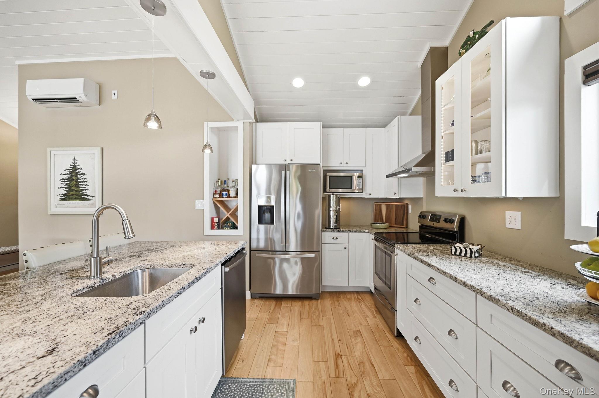 53 Shore Avenue Property Photo 13
