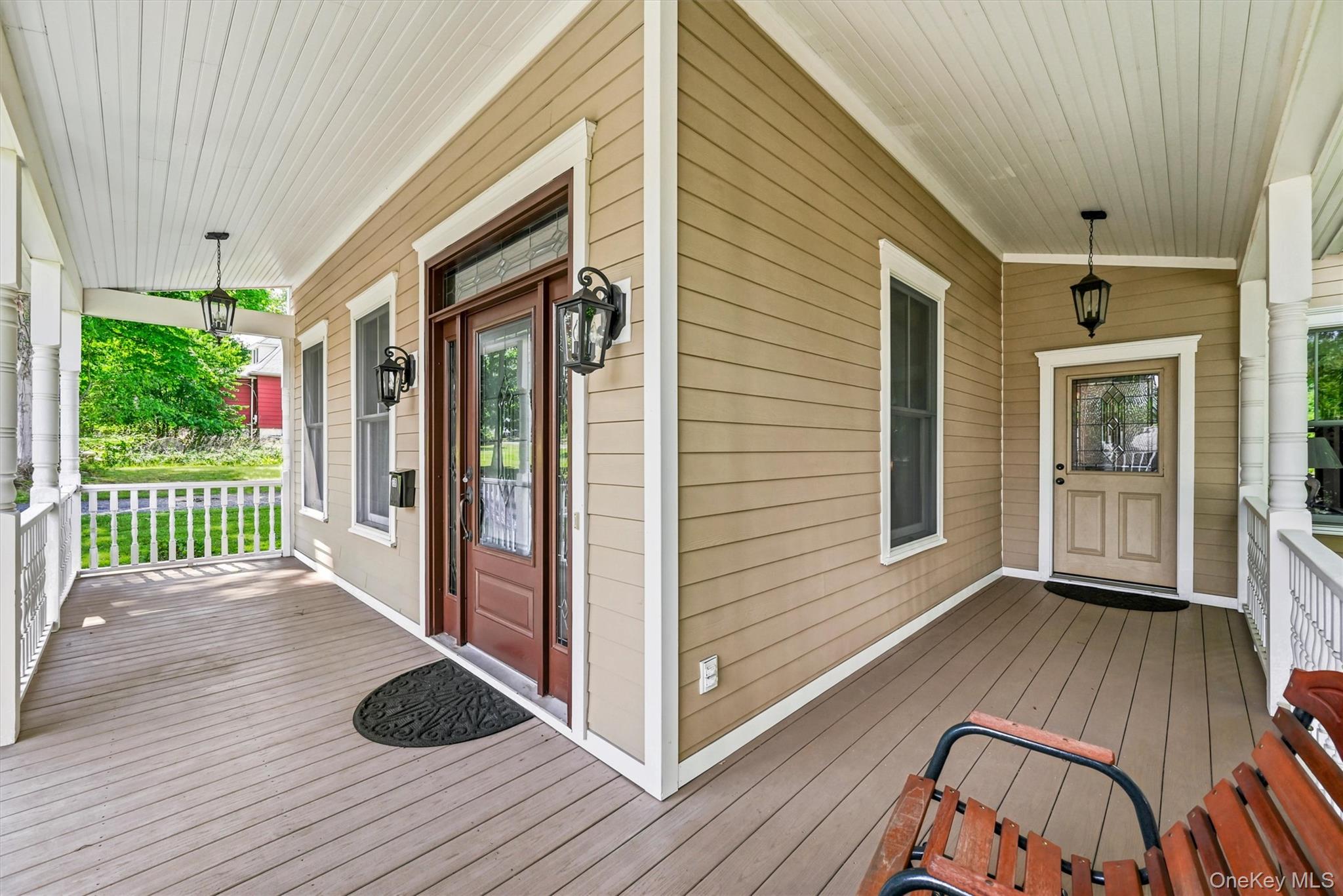 68 E Erie Street Property Photo 4