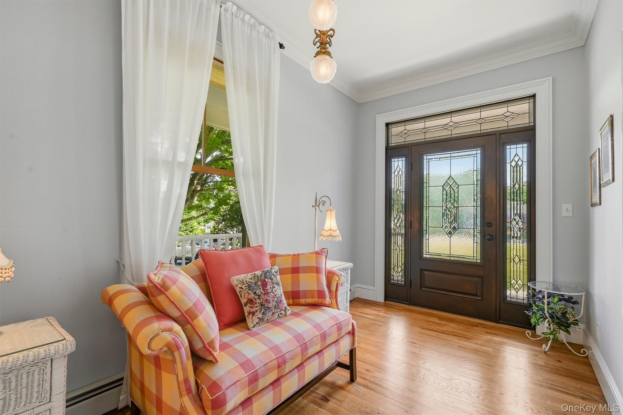 68 E Erie Street Property Photo 6